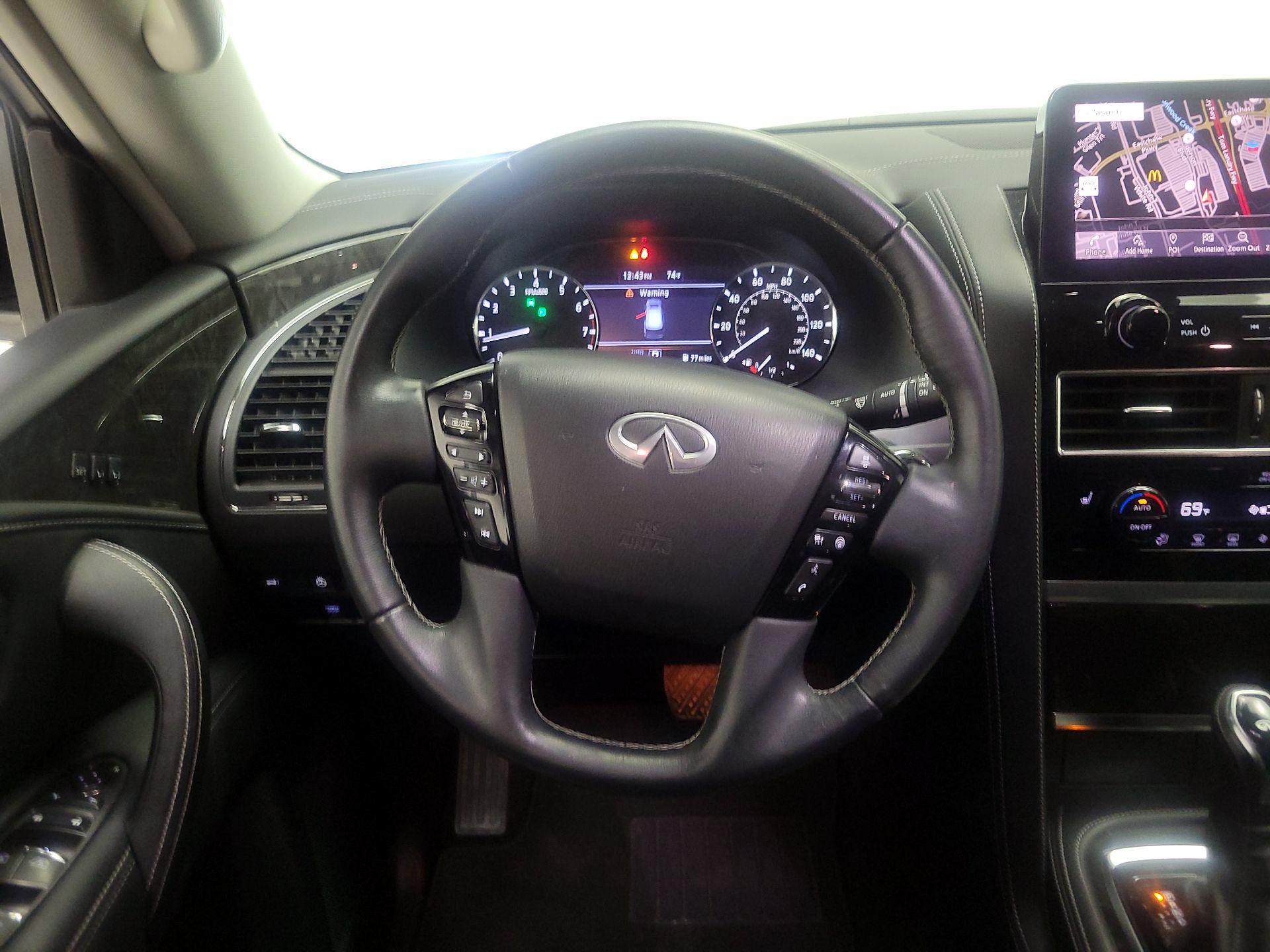 Thumbnail: 2023 INFINITI QX80 - 10