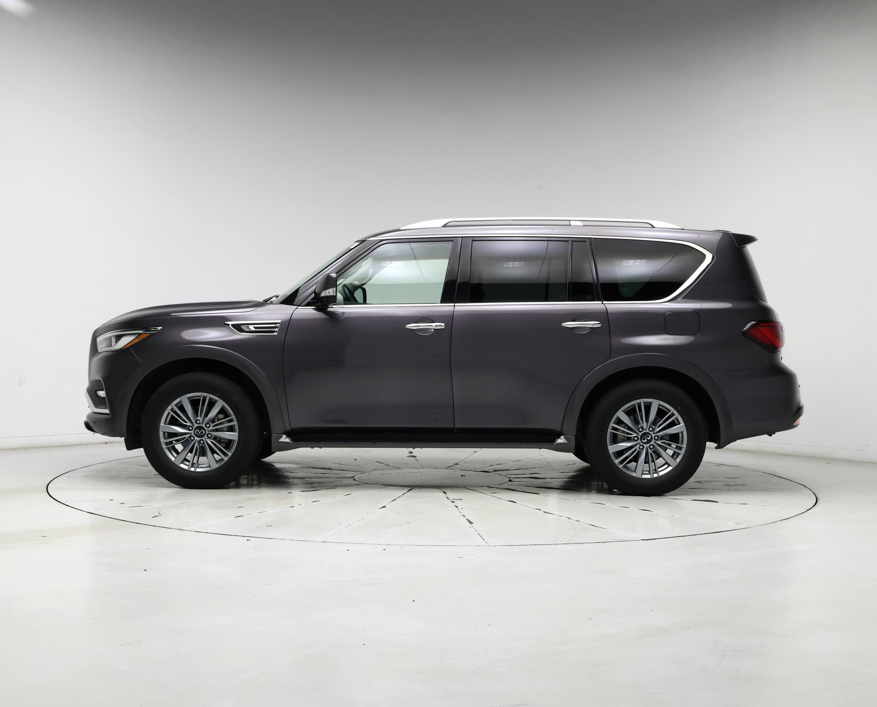 Thumbnail: 2023 INFINITI QX80 - 3