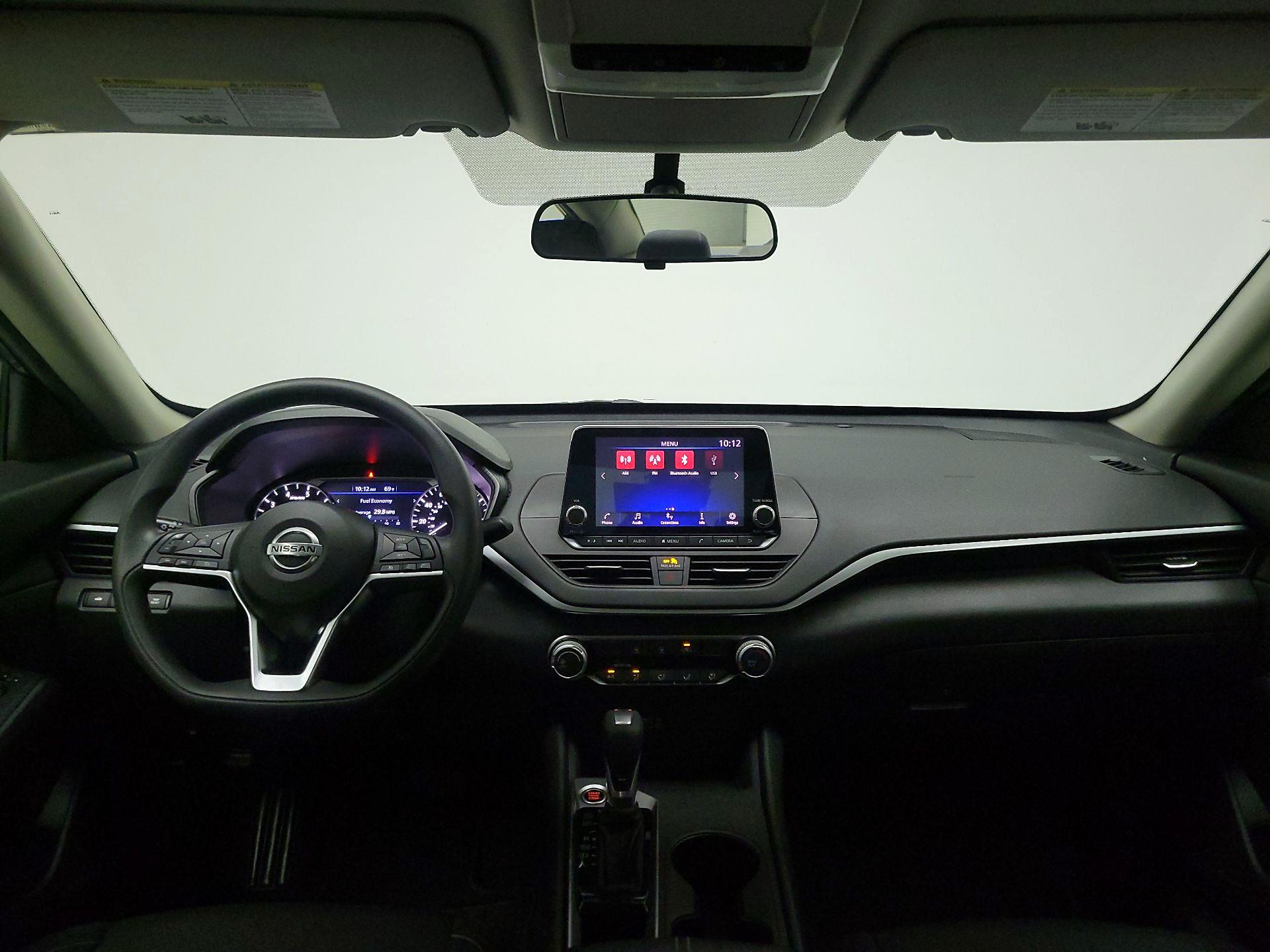 Thumbnail: 2020 Nissan Altima - 9