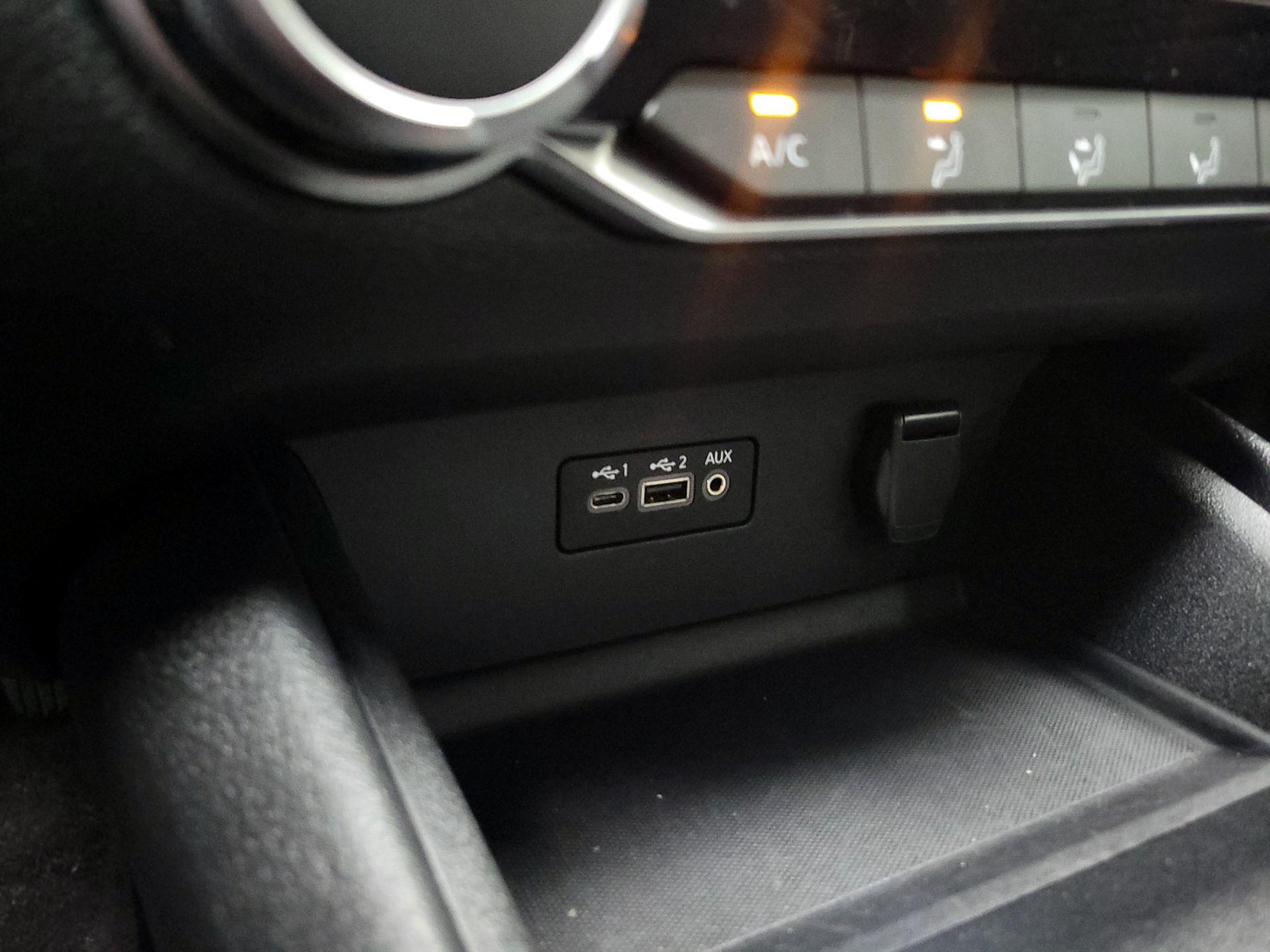 Thumbnail: 2020 Nissan Altima - 18