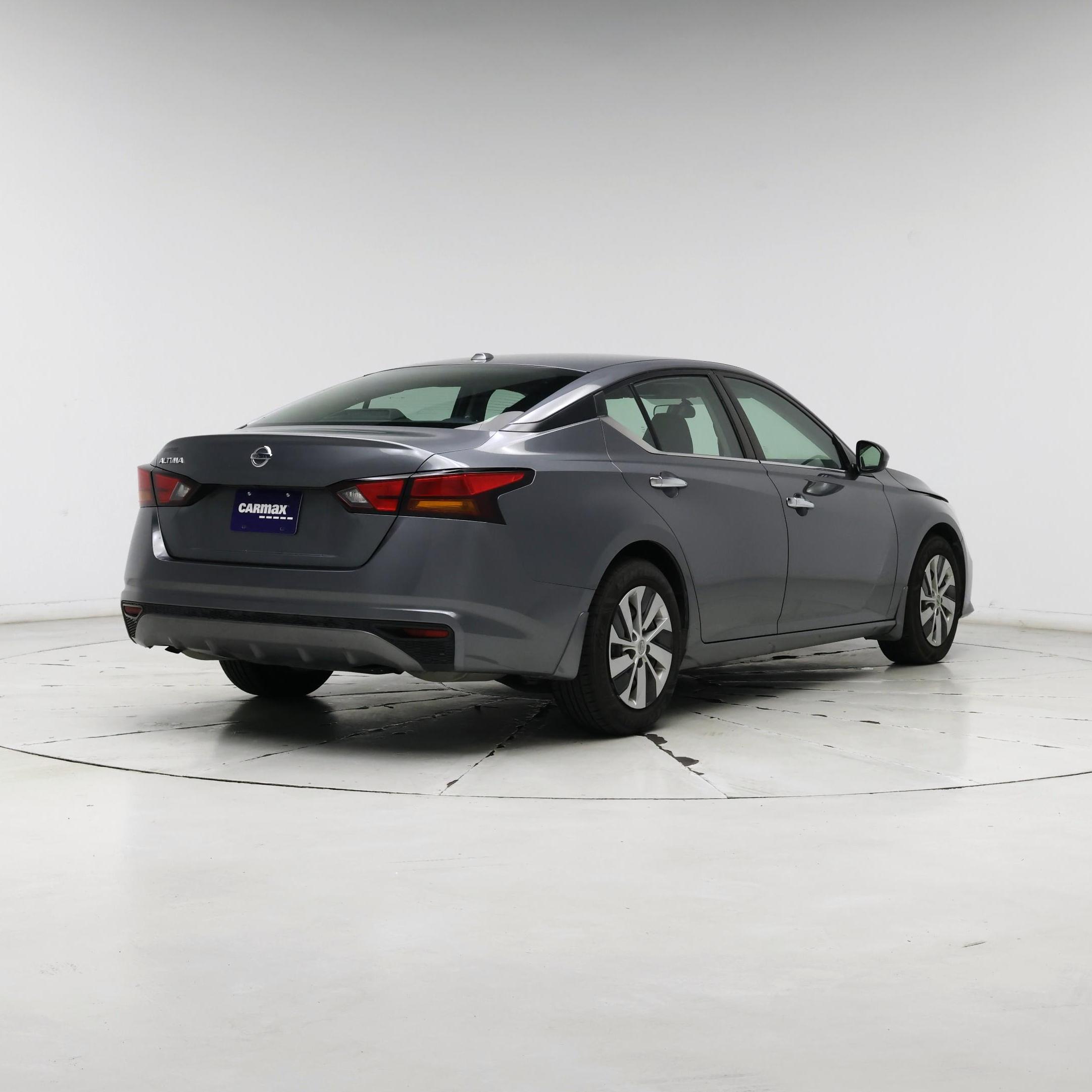 Thumbnail: 2020 Nissan Altima - 8