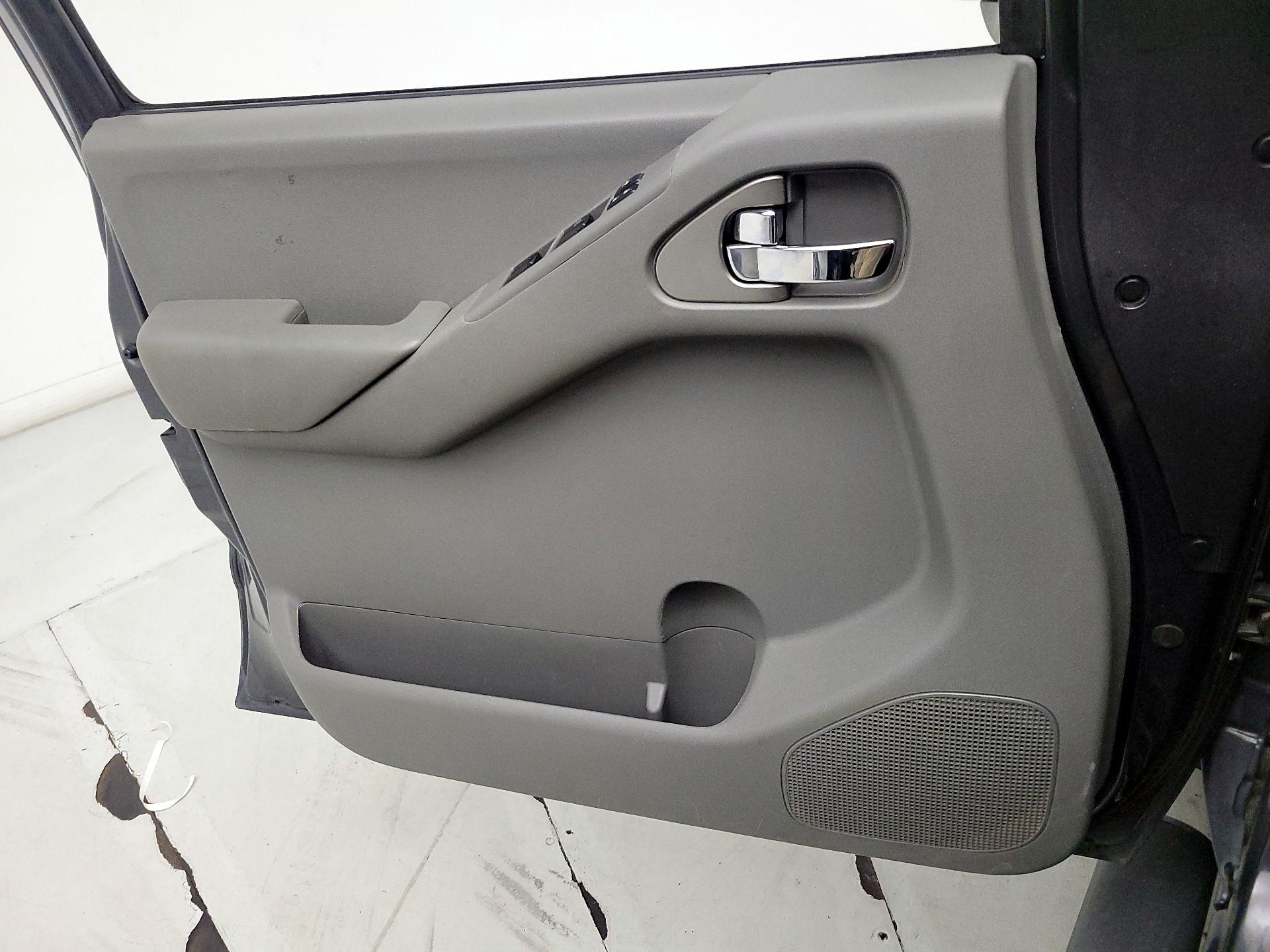 Thumbnail: 2014 Nissan Frontier - 12