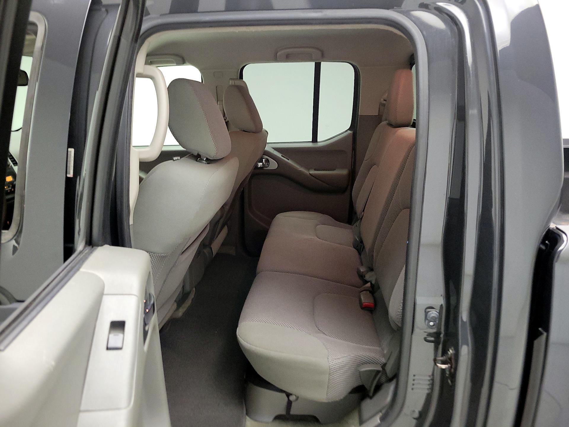 Thumbnail: 2014 Nissan Frontier - 18