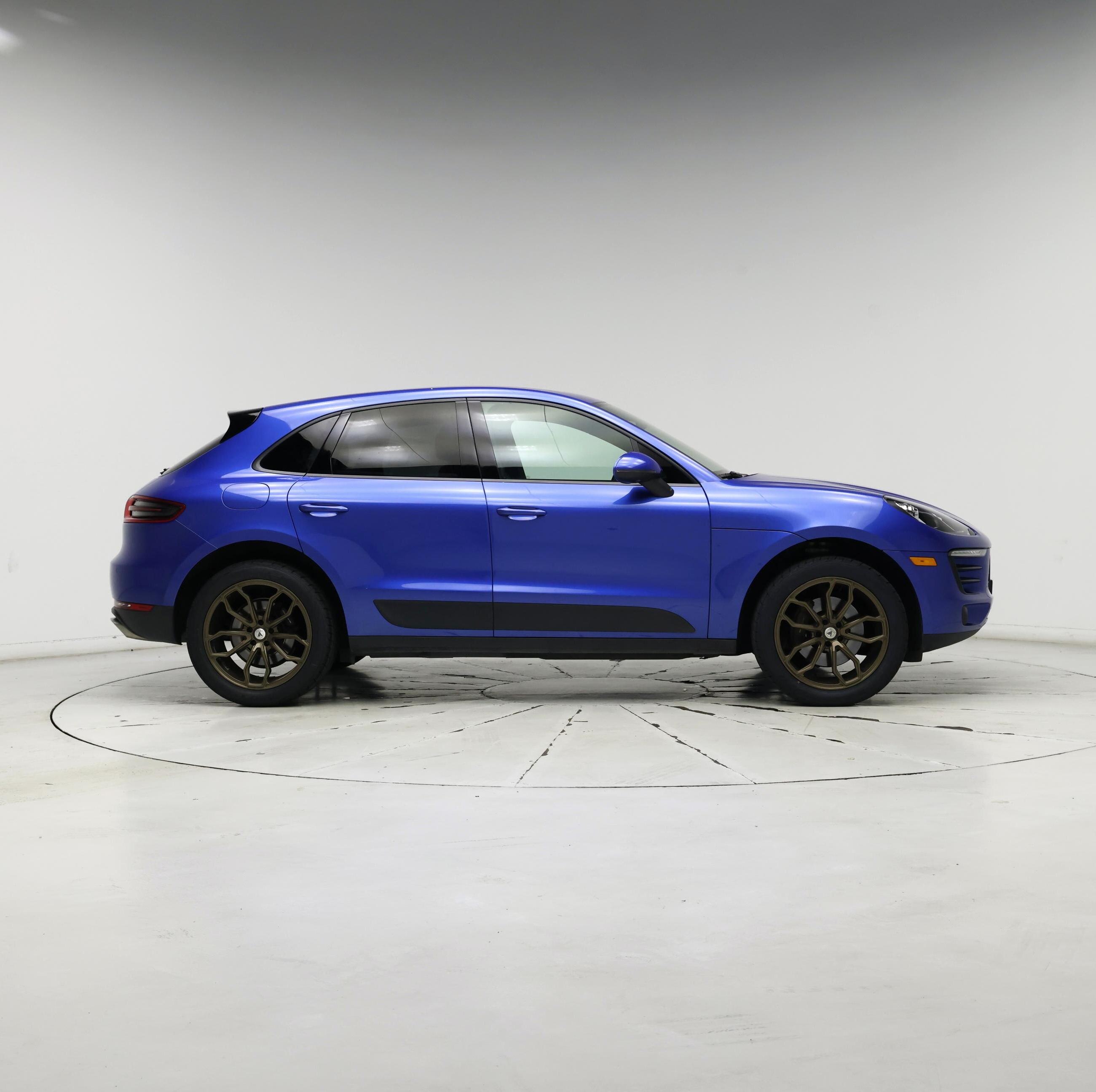 Thumbnail: 2018 Porsche Macan - 7