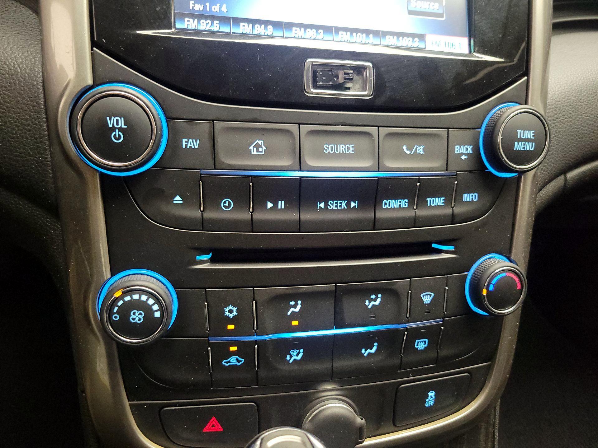Thumbnail: 2014 Chevrolet Malibu - 15