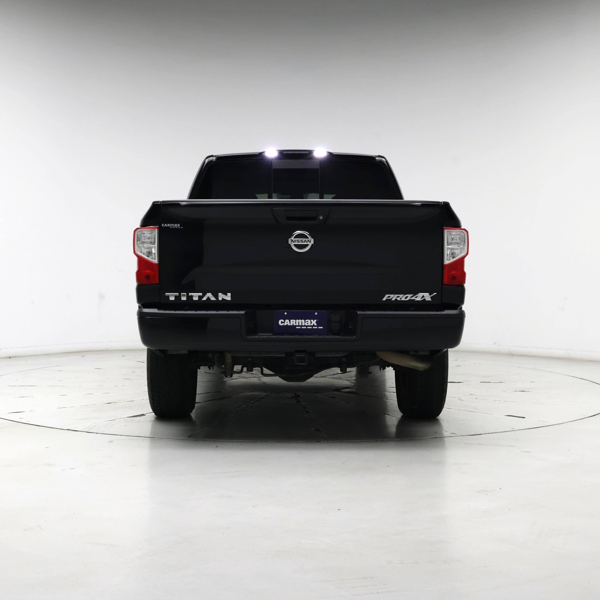 Thumbnail: 2019 Nissan Titan - 6