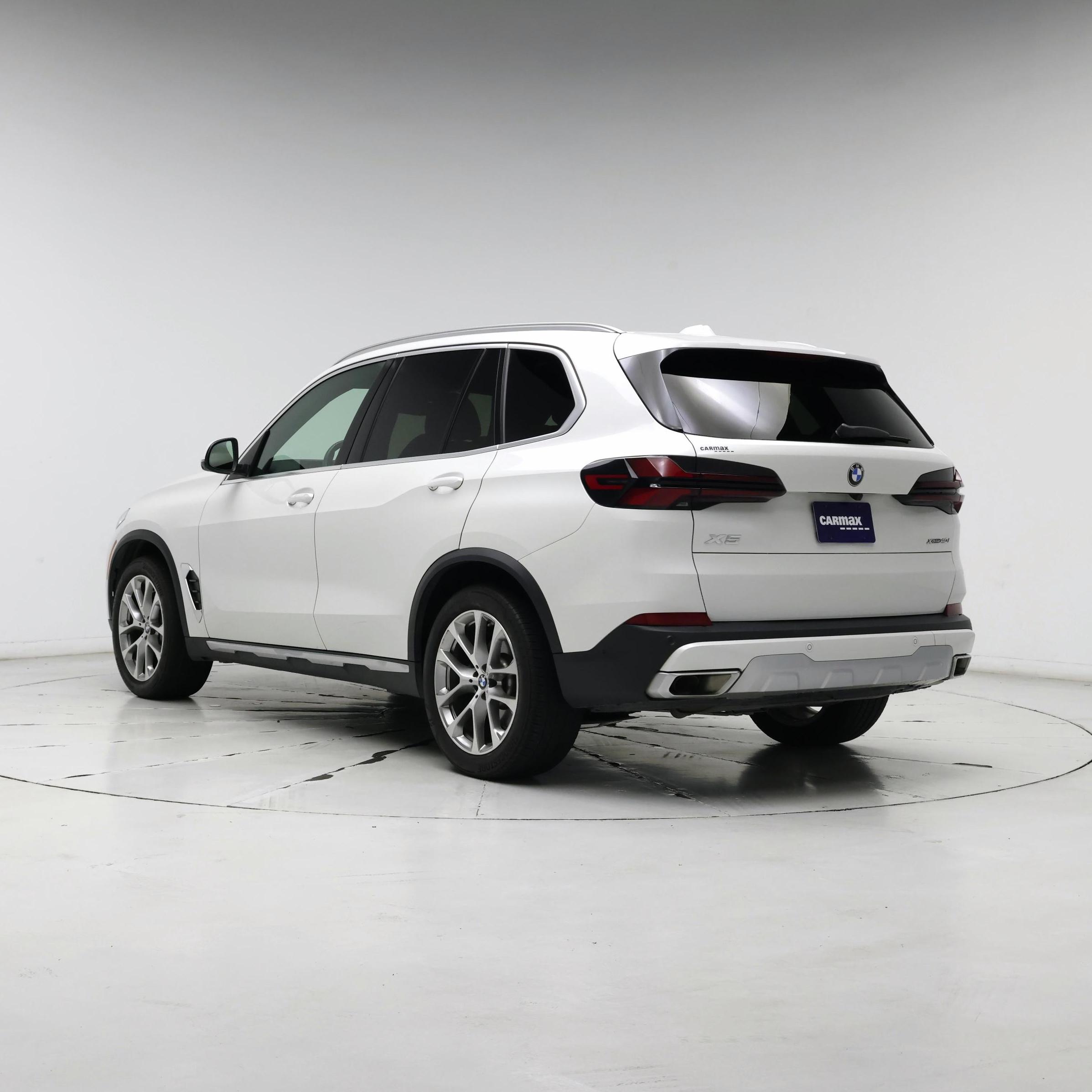 Thumbnail: 2024 BMW X5 - 2