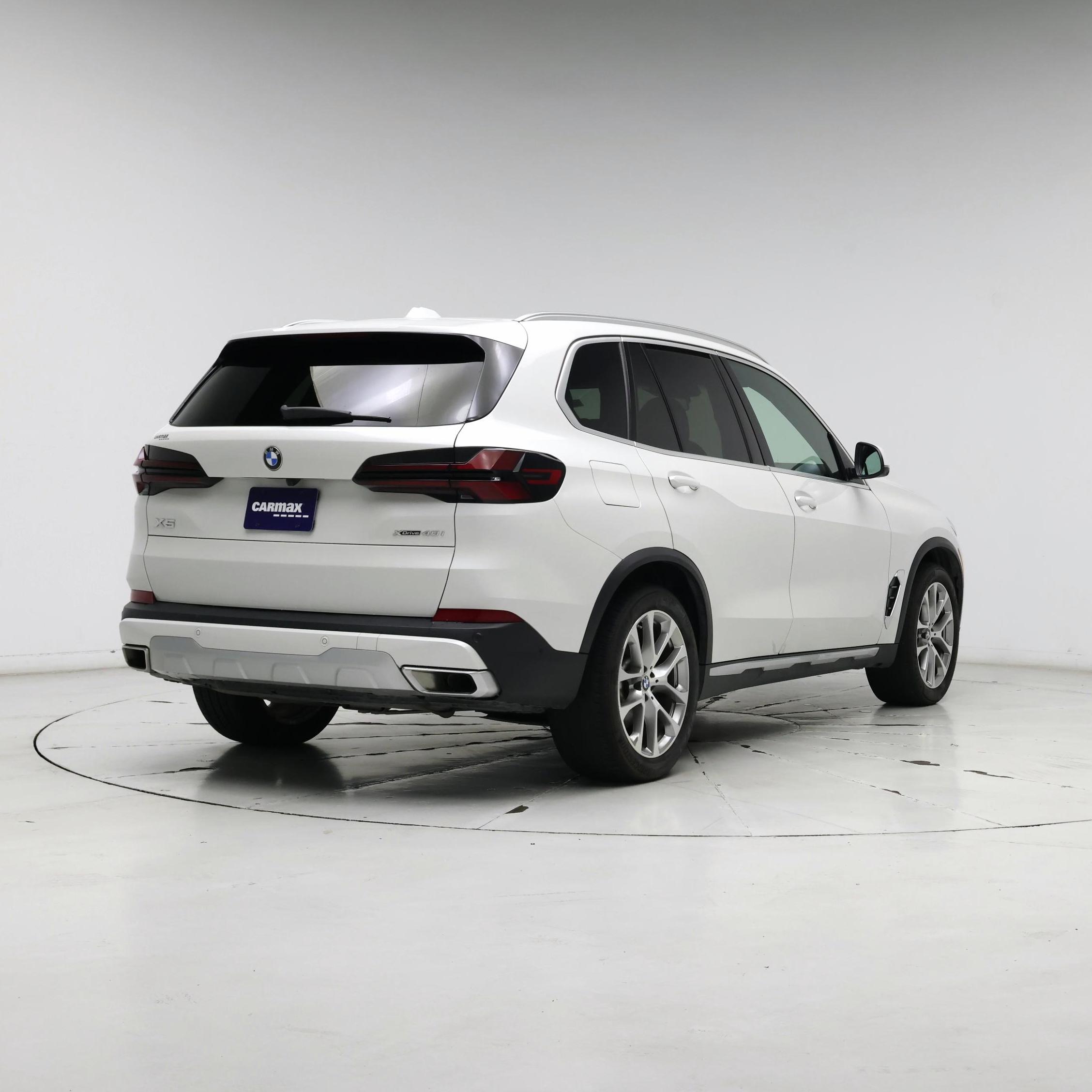 Thumbnail: 2024 BMW X5 - 8