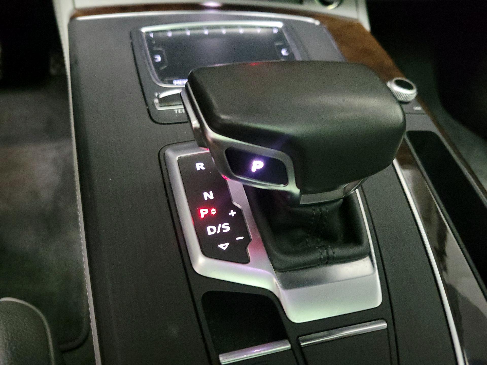 Thumbnail: 2019 Audi Q5 - 18