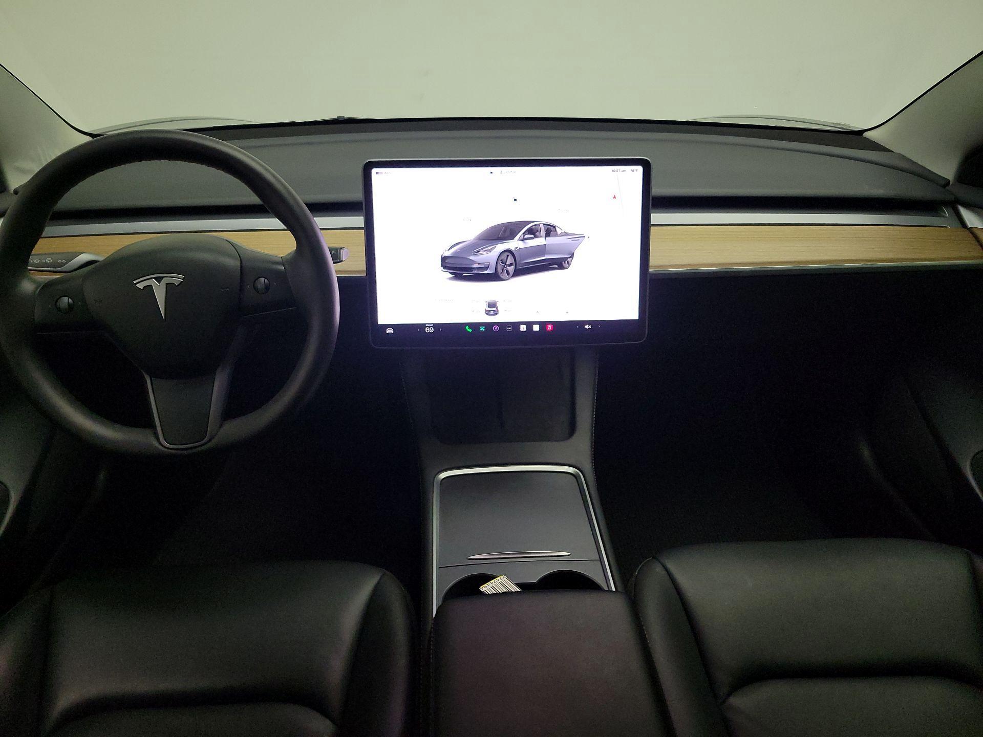Thumbnail: 2023 Tesla Model 3 - 9