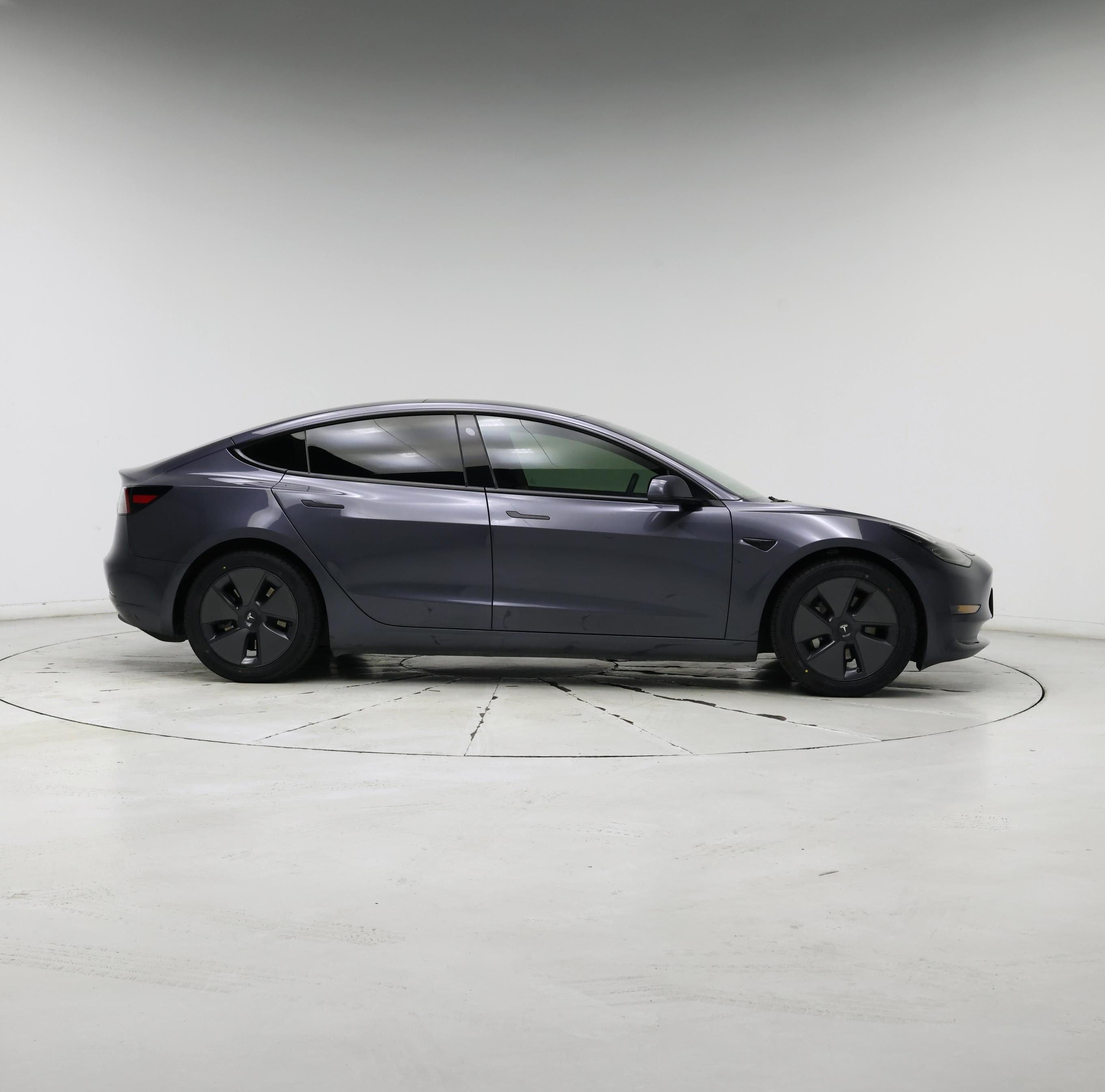 Thumbnail: 2023 Tesla Model 3 - 7