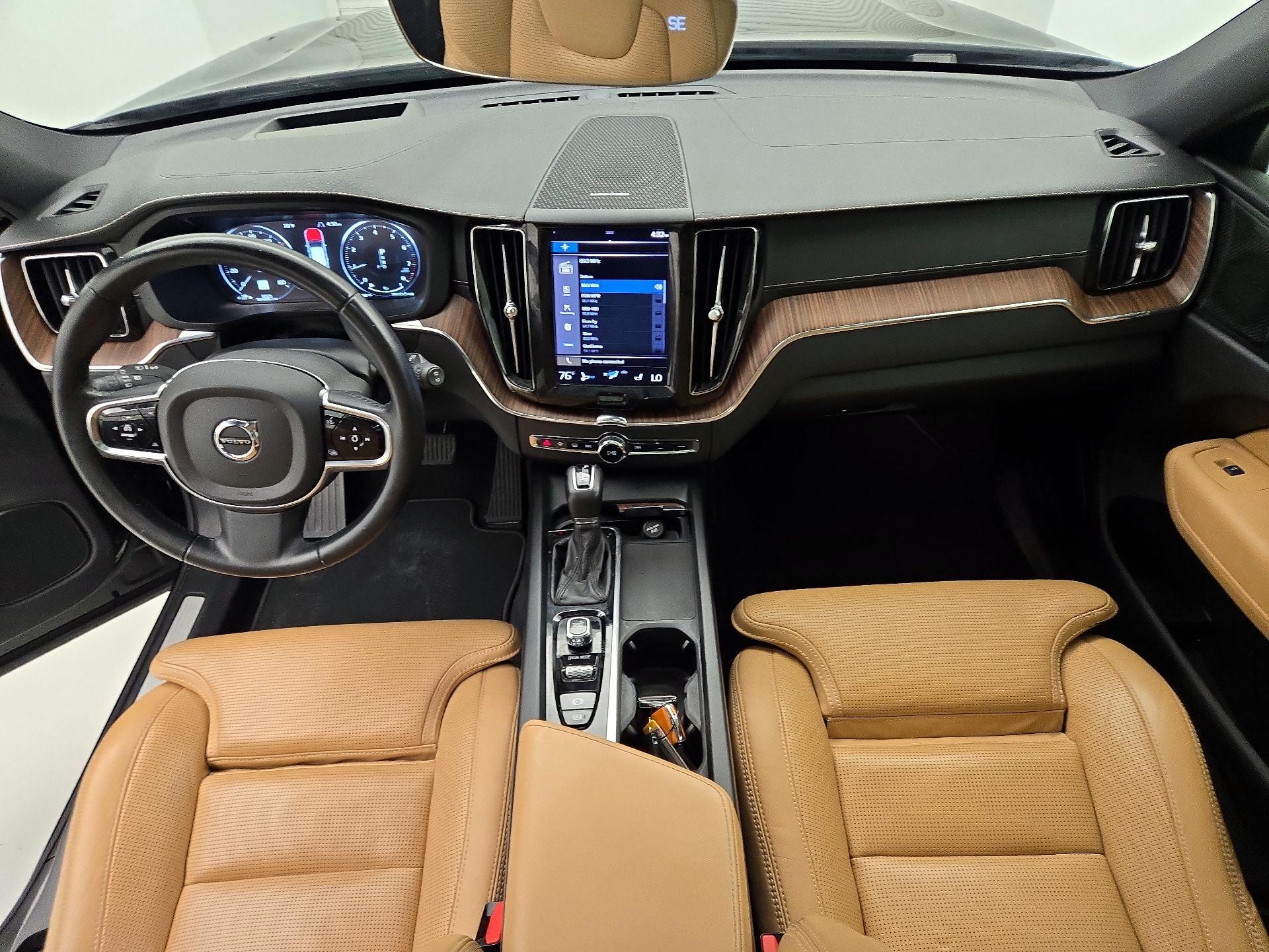 Thumbnail: 2021 Volvo XC60 - 9