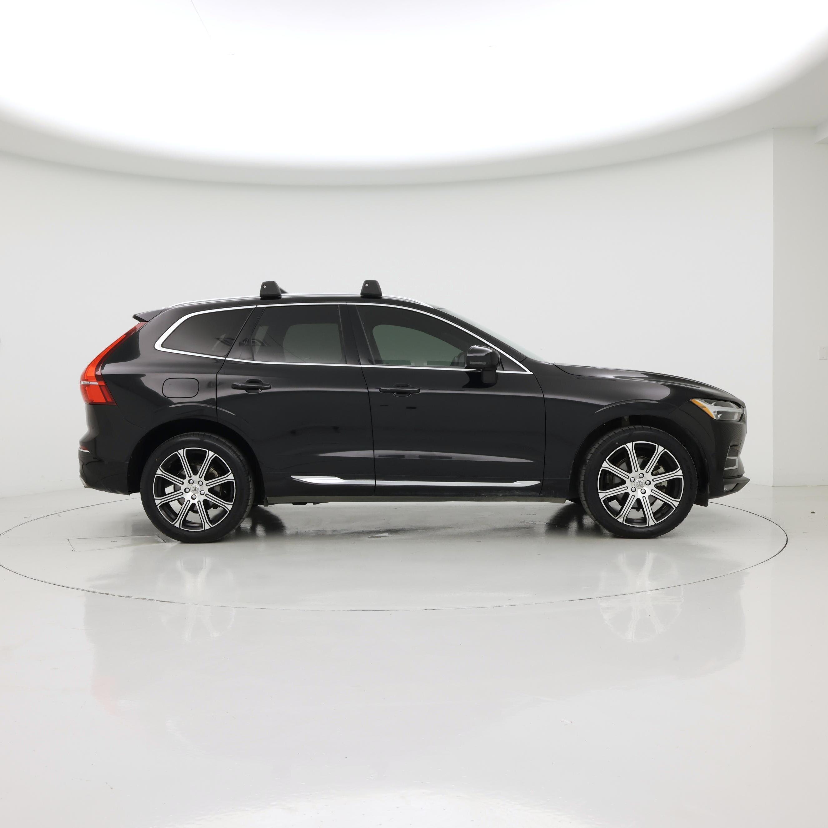 Thumbnail: 2021 Volvo XC60 - 7
