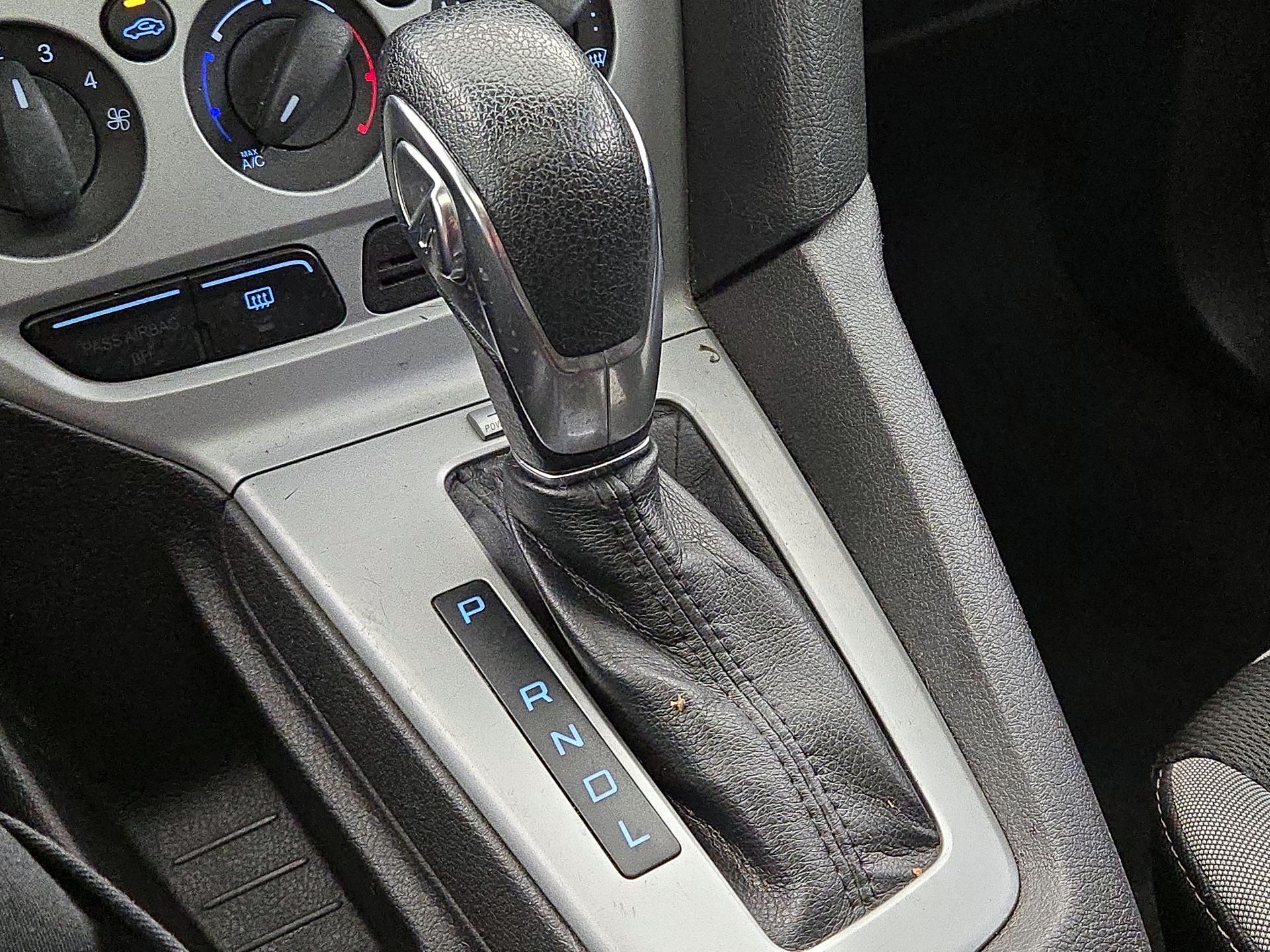 Thumbnail: 2014 Ford Focus - 16