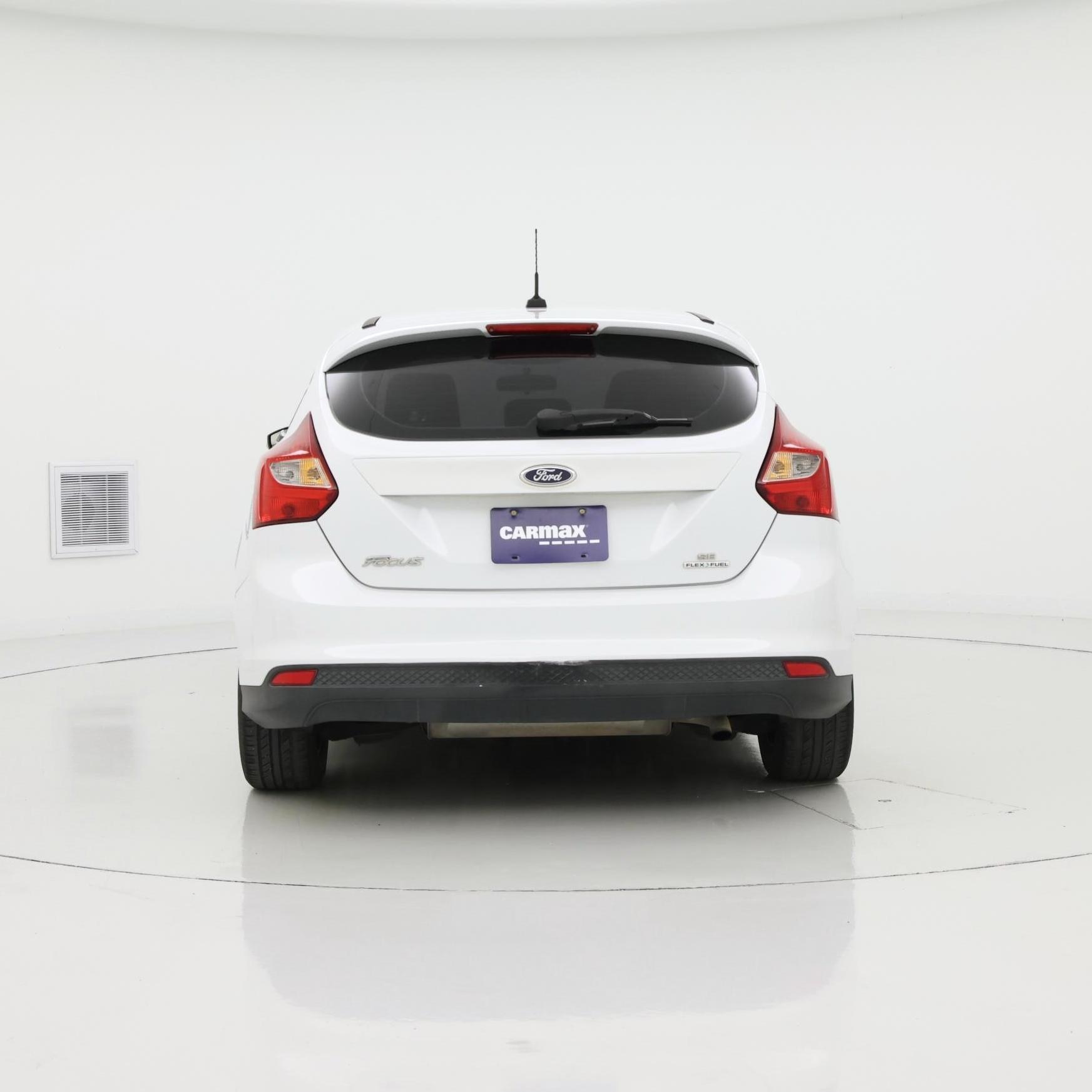 Thumbnail: 2014 Ford Focus - 6