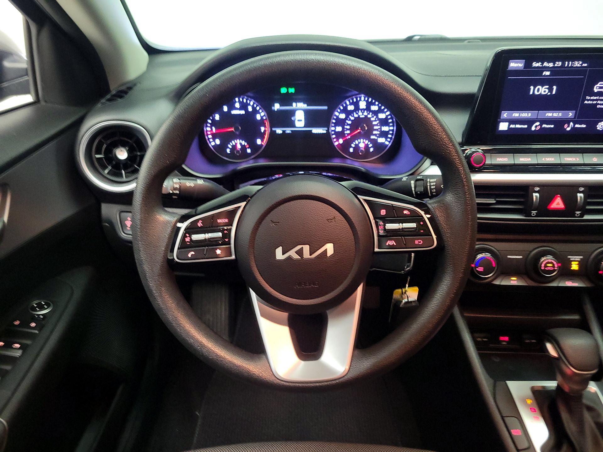 Thumbnail: 2023 Kia Forte - 10