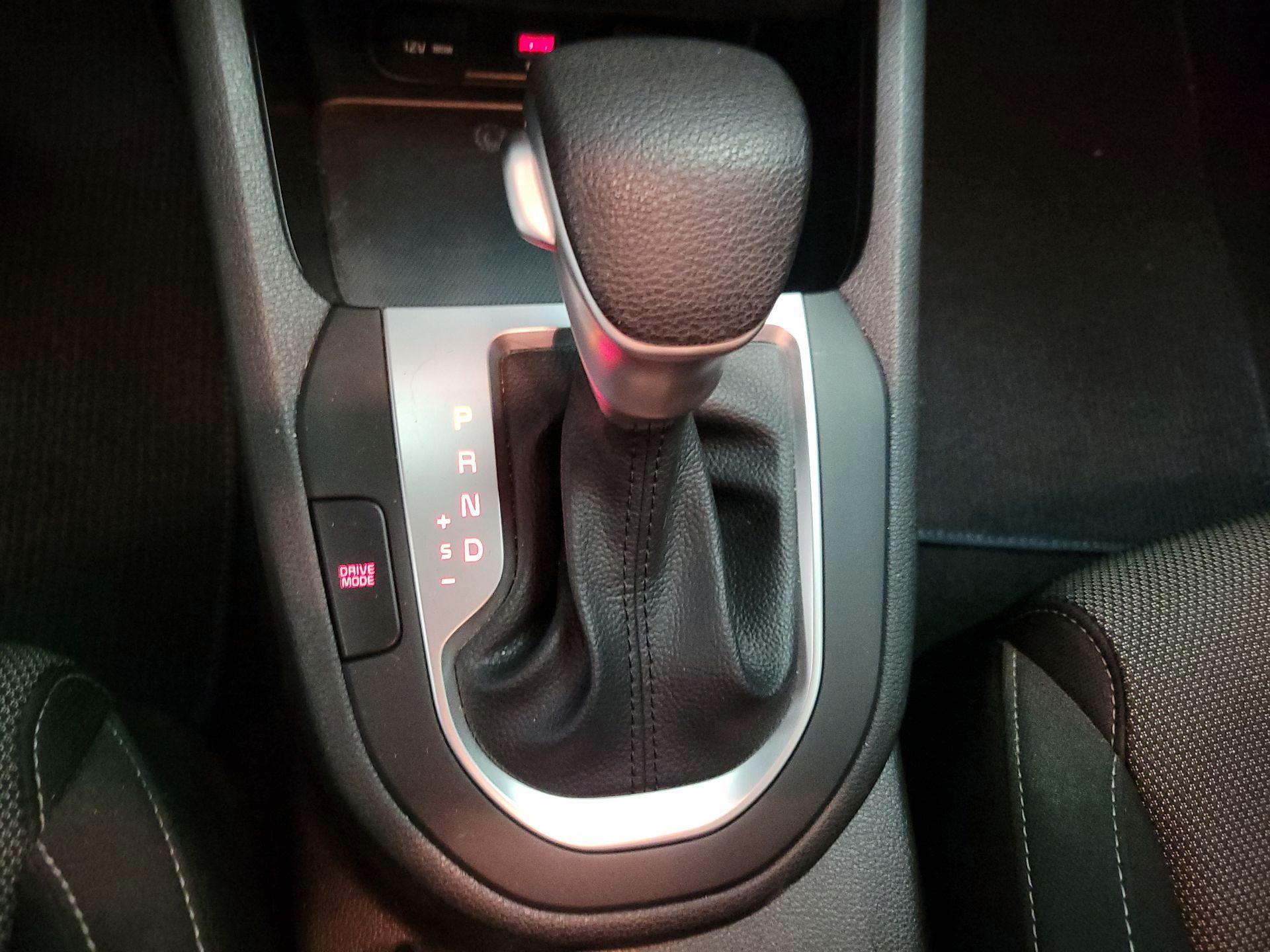 Thumbnail: 2023 Kia Forte - 17