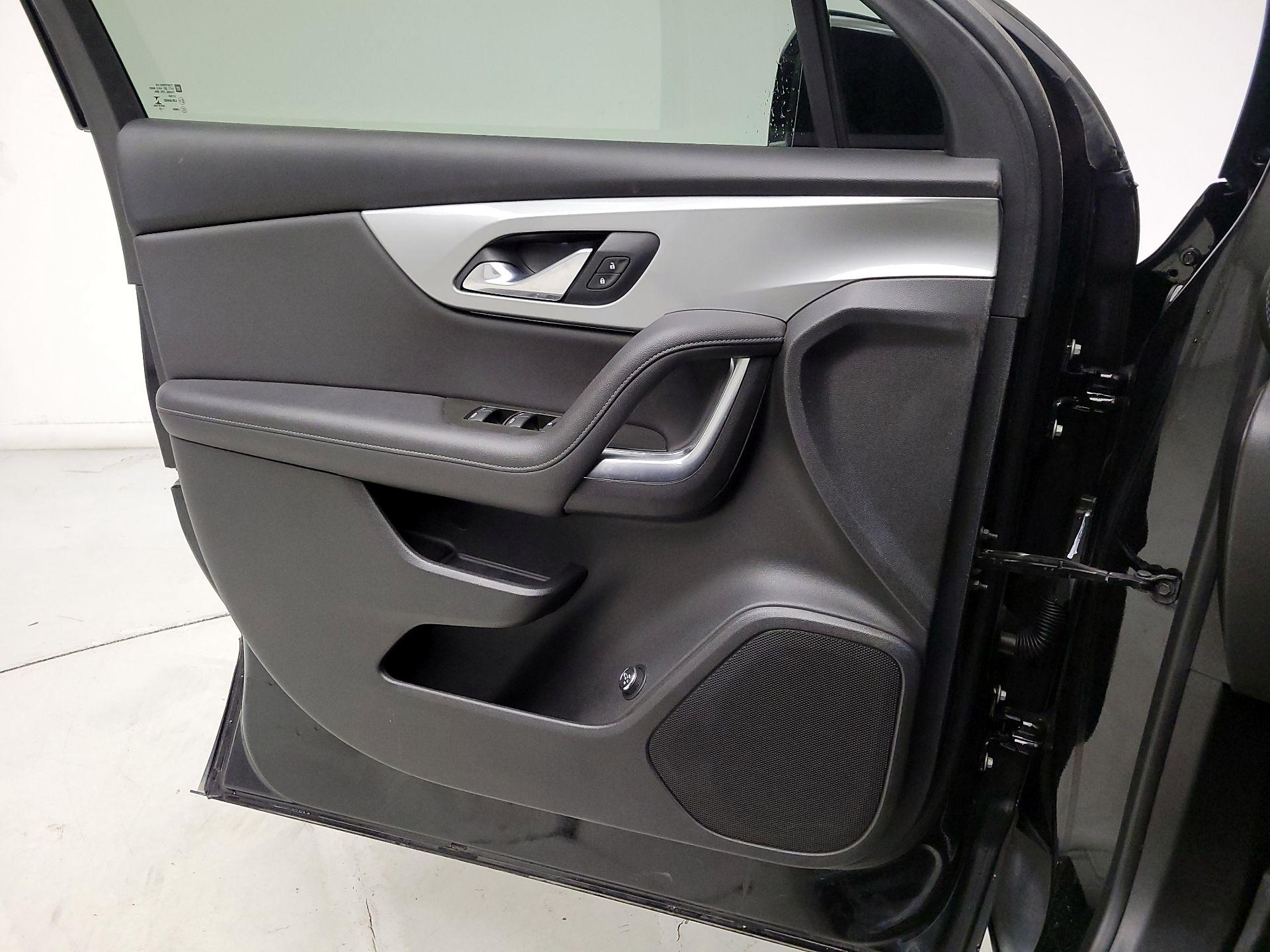 Thumbnail: 2020 Chevrolet Blazer - 12