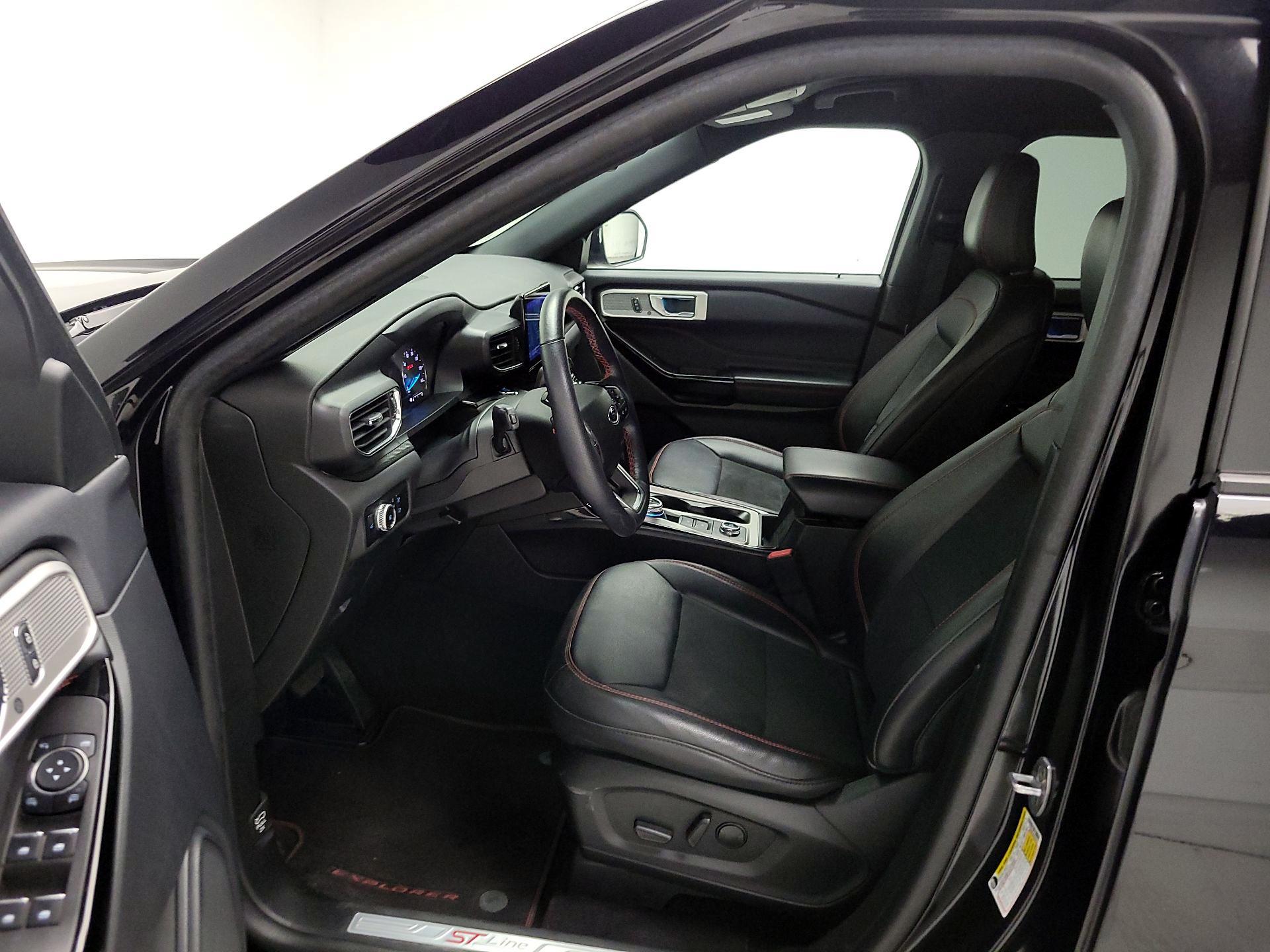 Thumbnail: 2023 Ford Explorer - 11