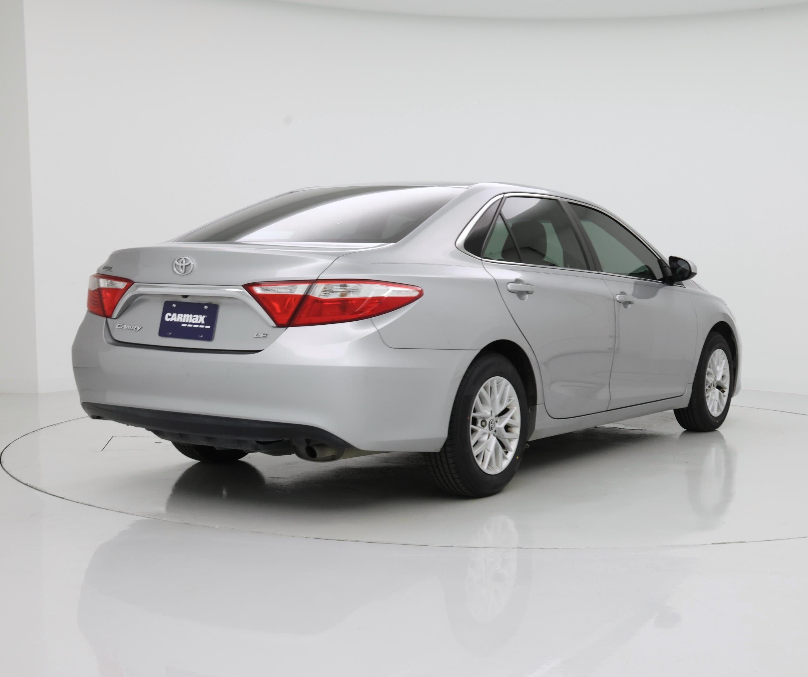 Thumbnail: 2016 Toyota Camry - 8