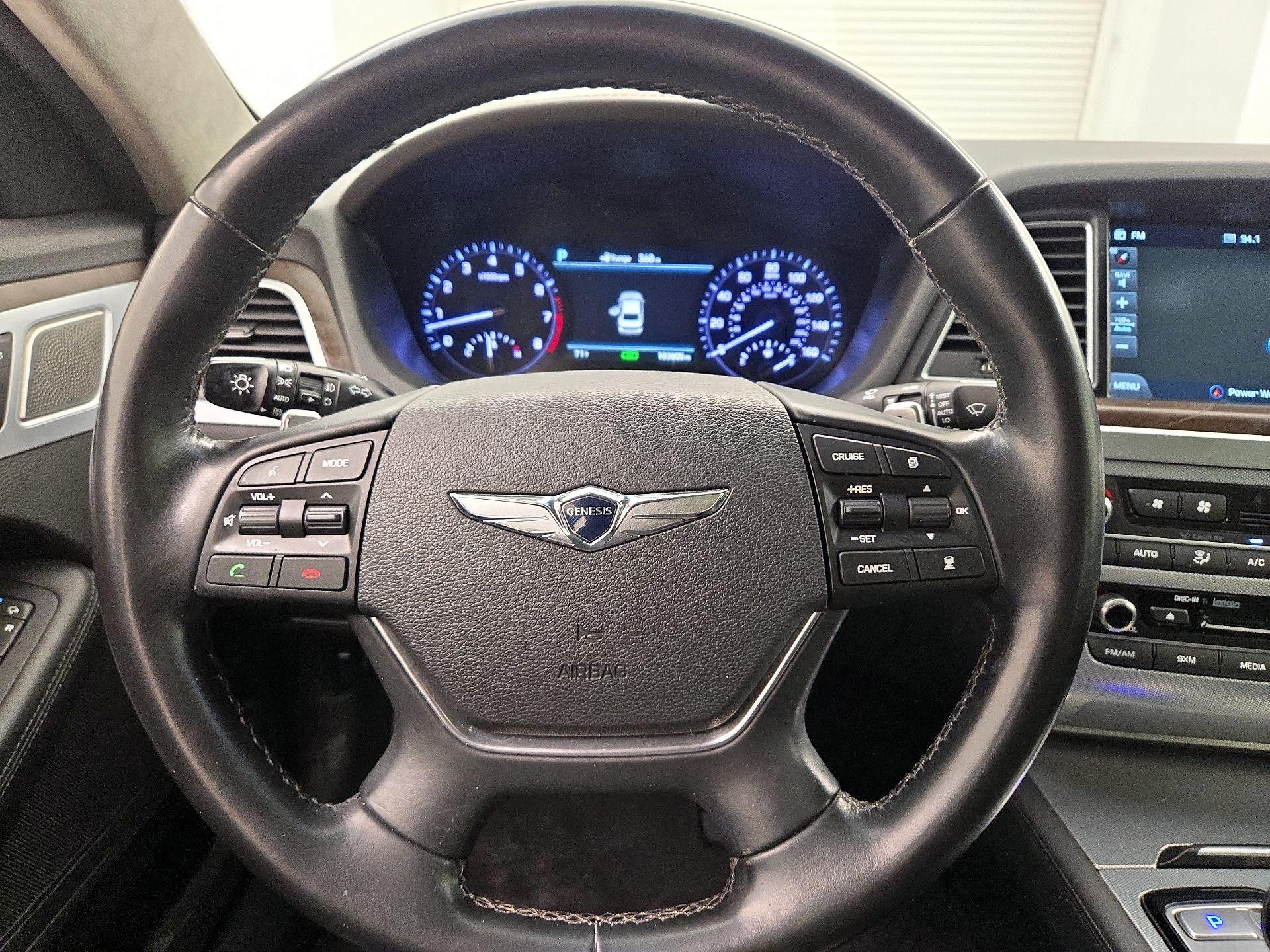 Thumbnail: 2018 Genesis G80 - 10