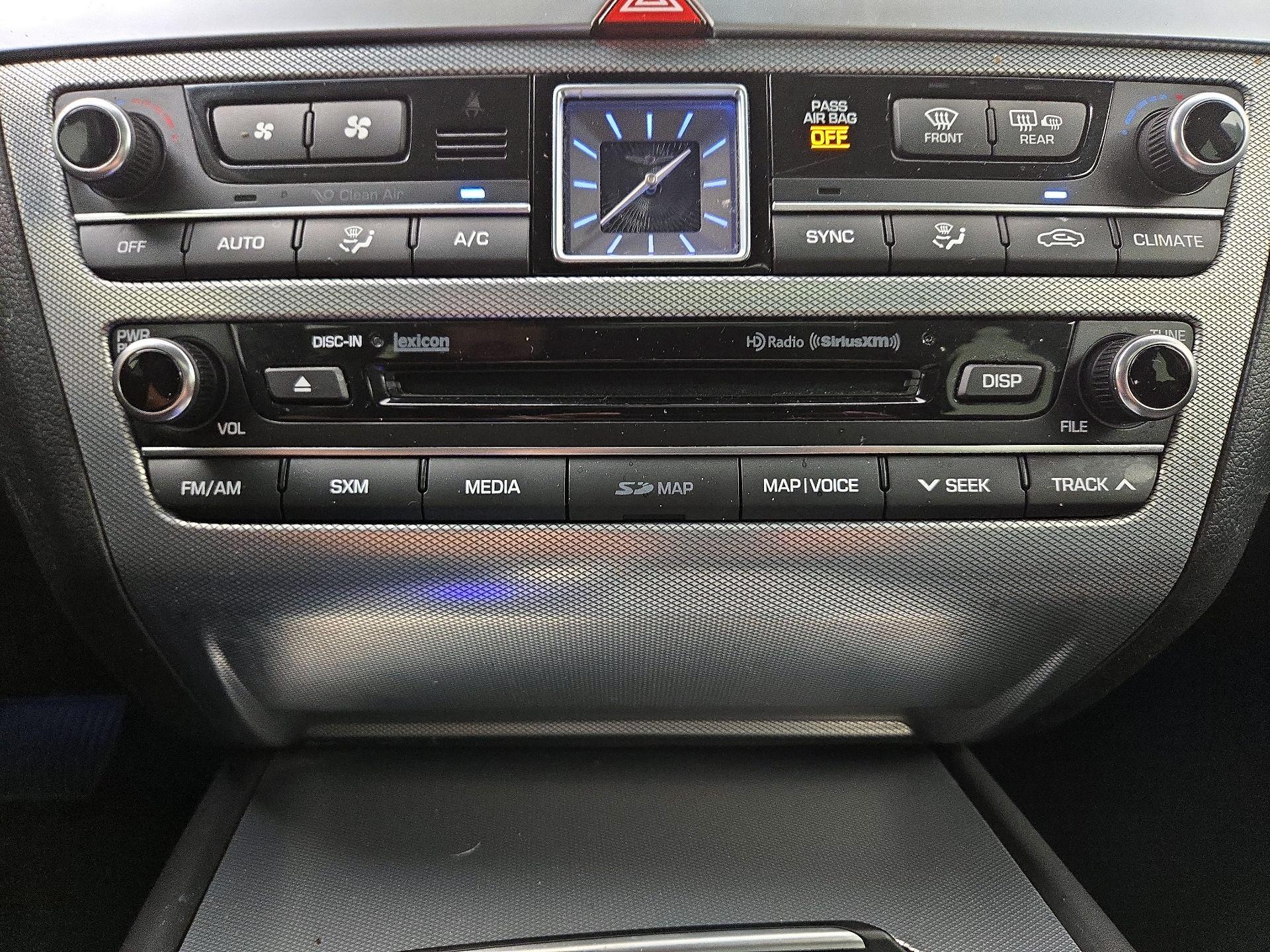 Thumbnail: 2018 Genesis G80 - 17