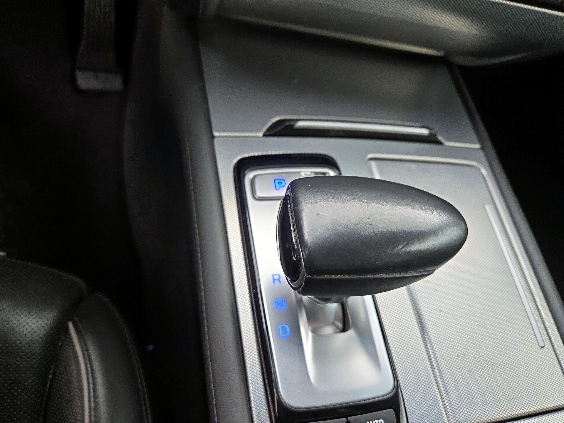 Thumbnail: 2018 Genesis G80 - 18