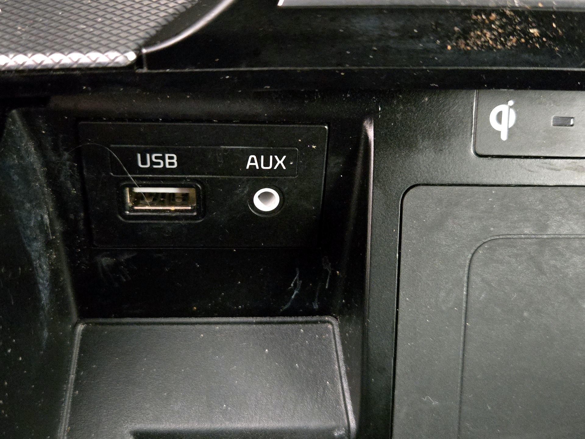 Thumbnail: 2018 Genesis G80 - 19