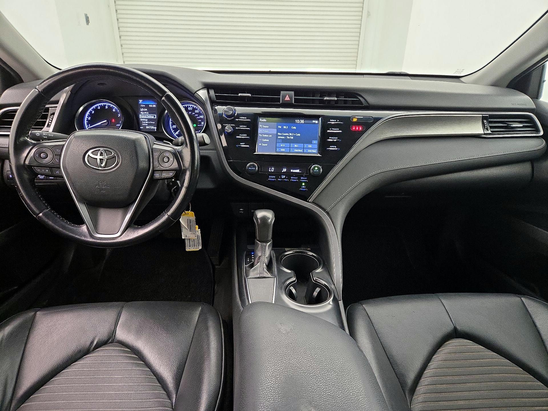 Thumbnail: 2019 Toyota Camry - 9