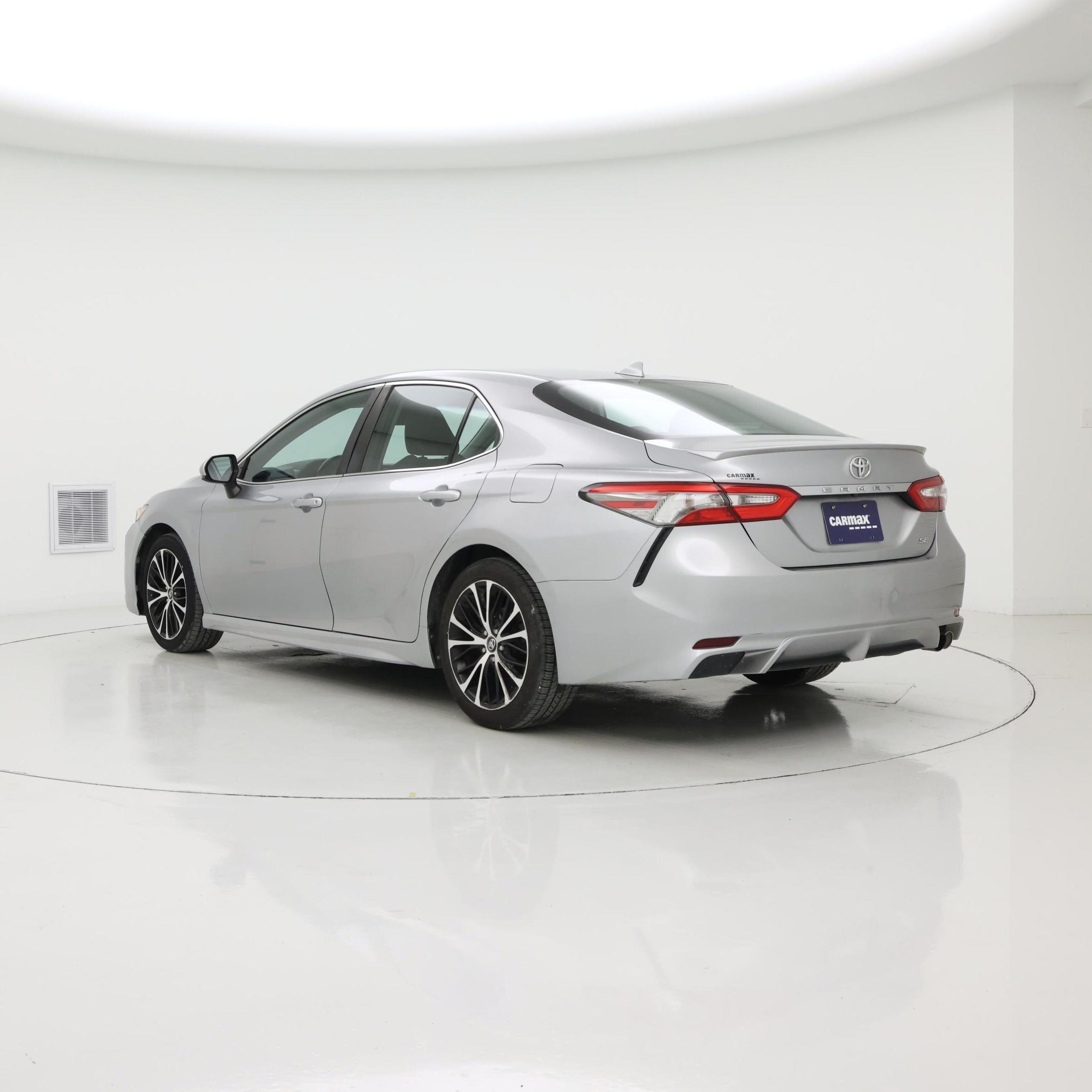 Thumbnail: 2019 Toyota Camry - 2