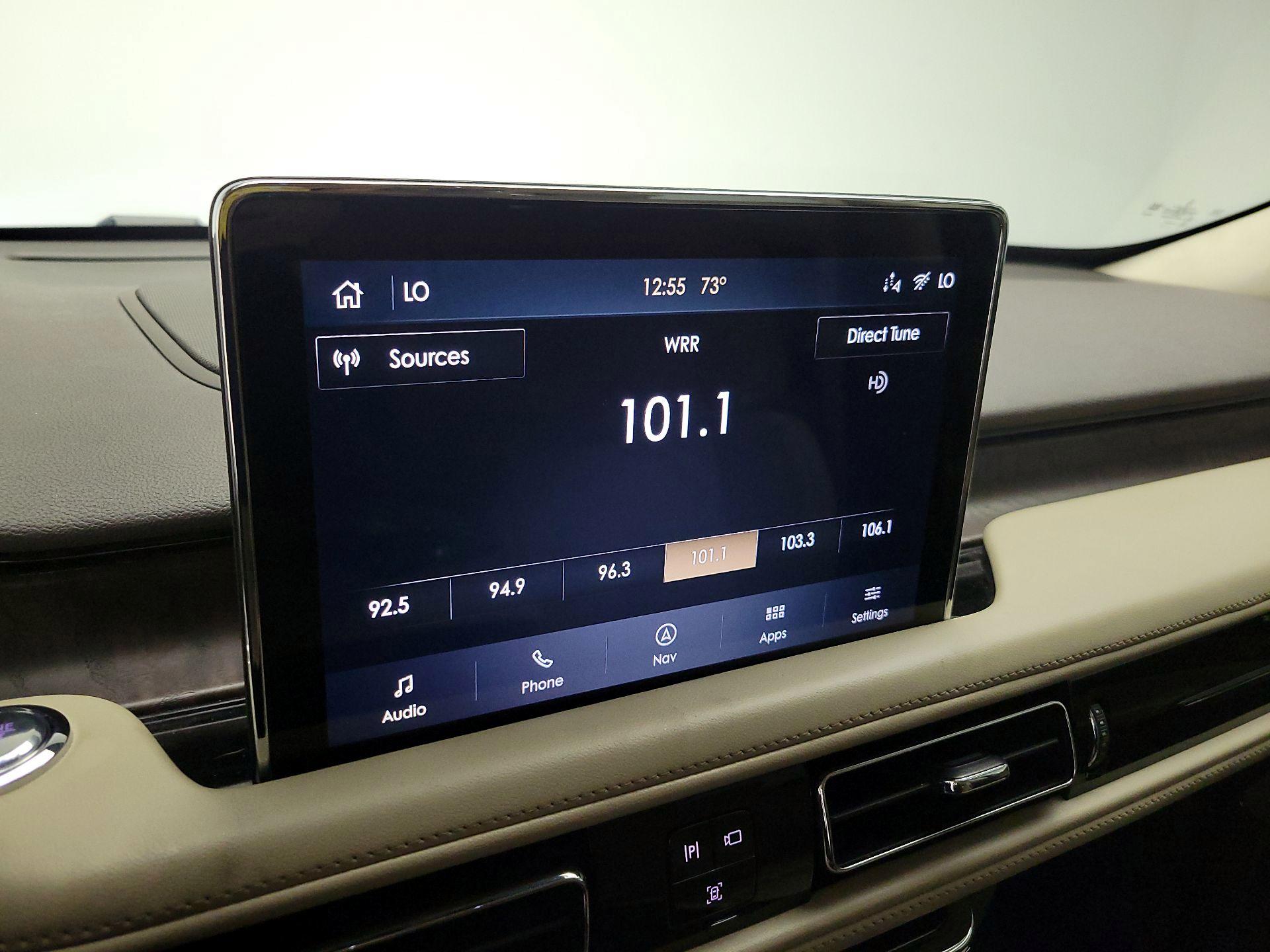 Thumbnail: 2020 Lincoln Aviator - 16