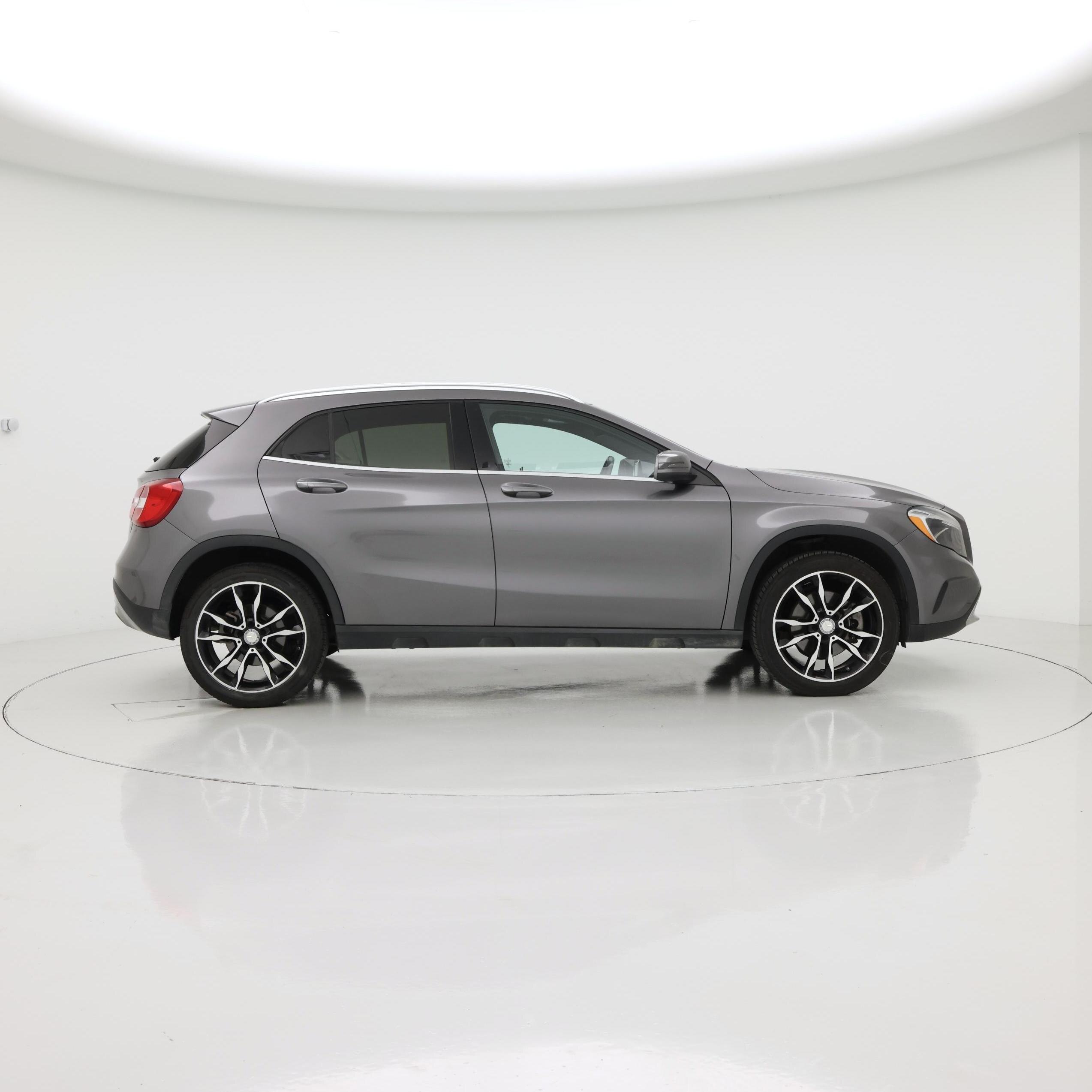 Thumbnail: 2017 Mercedes-Benz GLA - 7