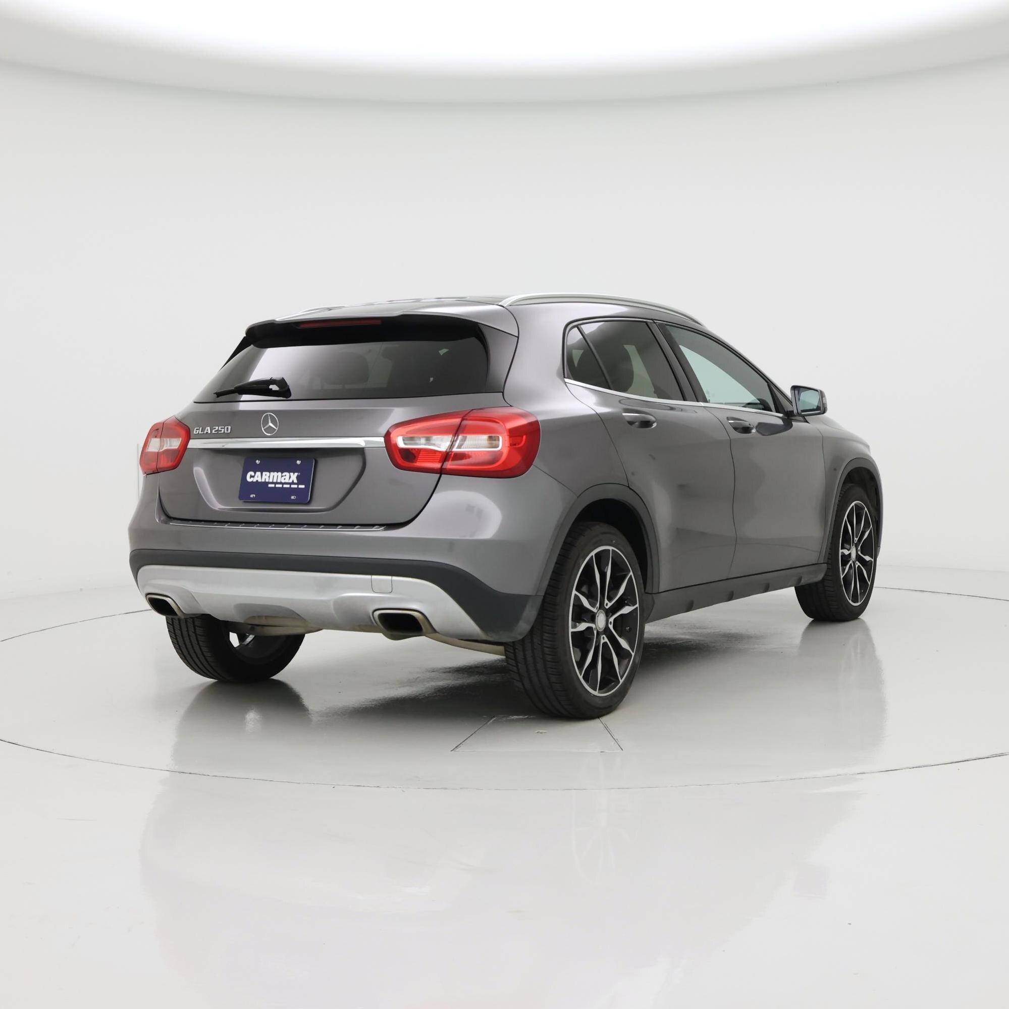 Thumbnail: 2017 Mercedes-Benz GLA - 8