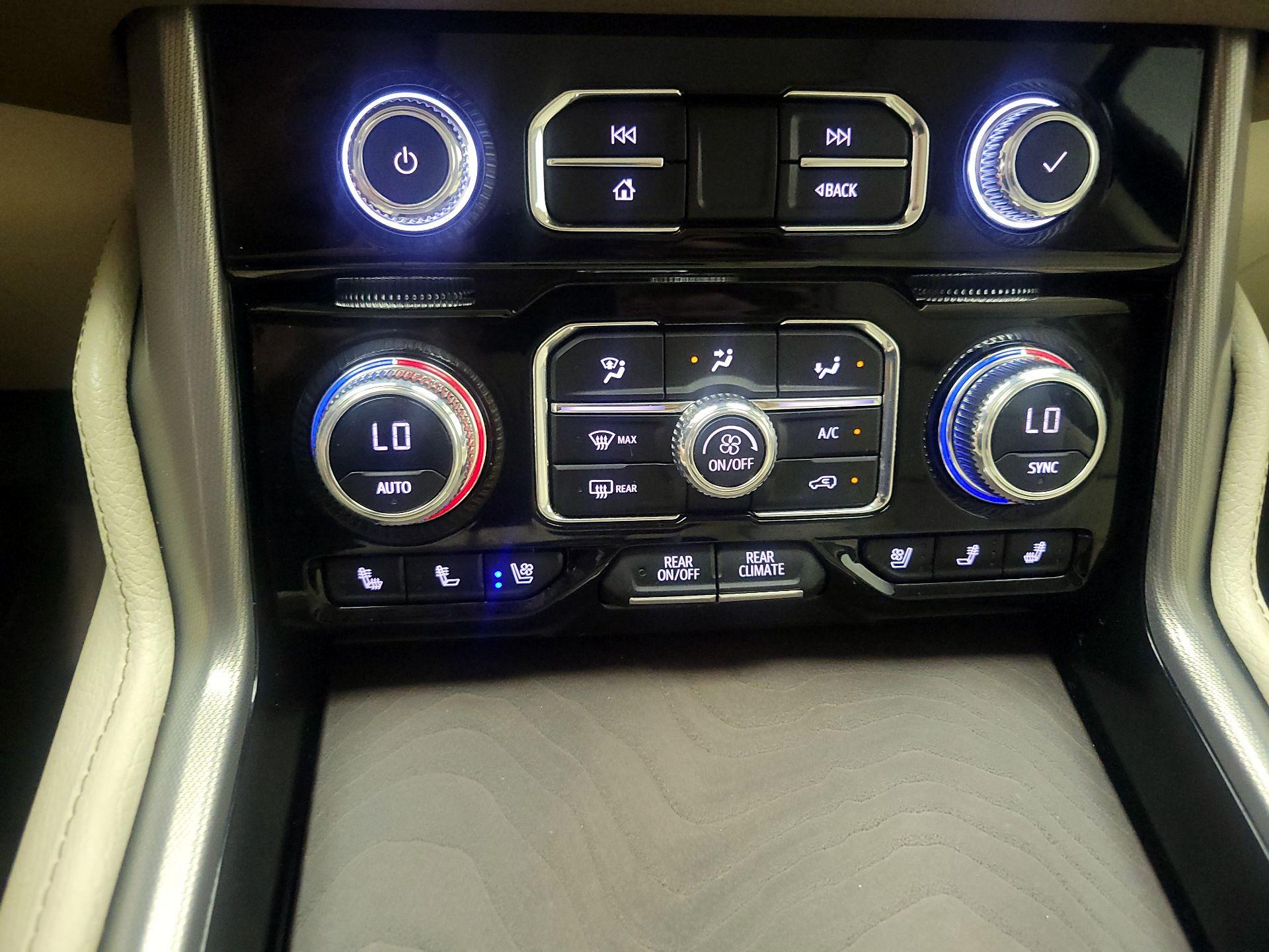 Thumbnail: 2023 GMC Yukon - 17