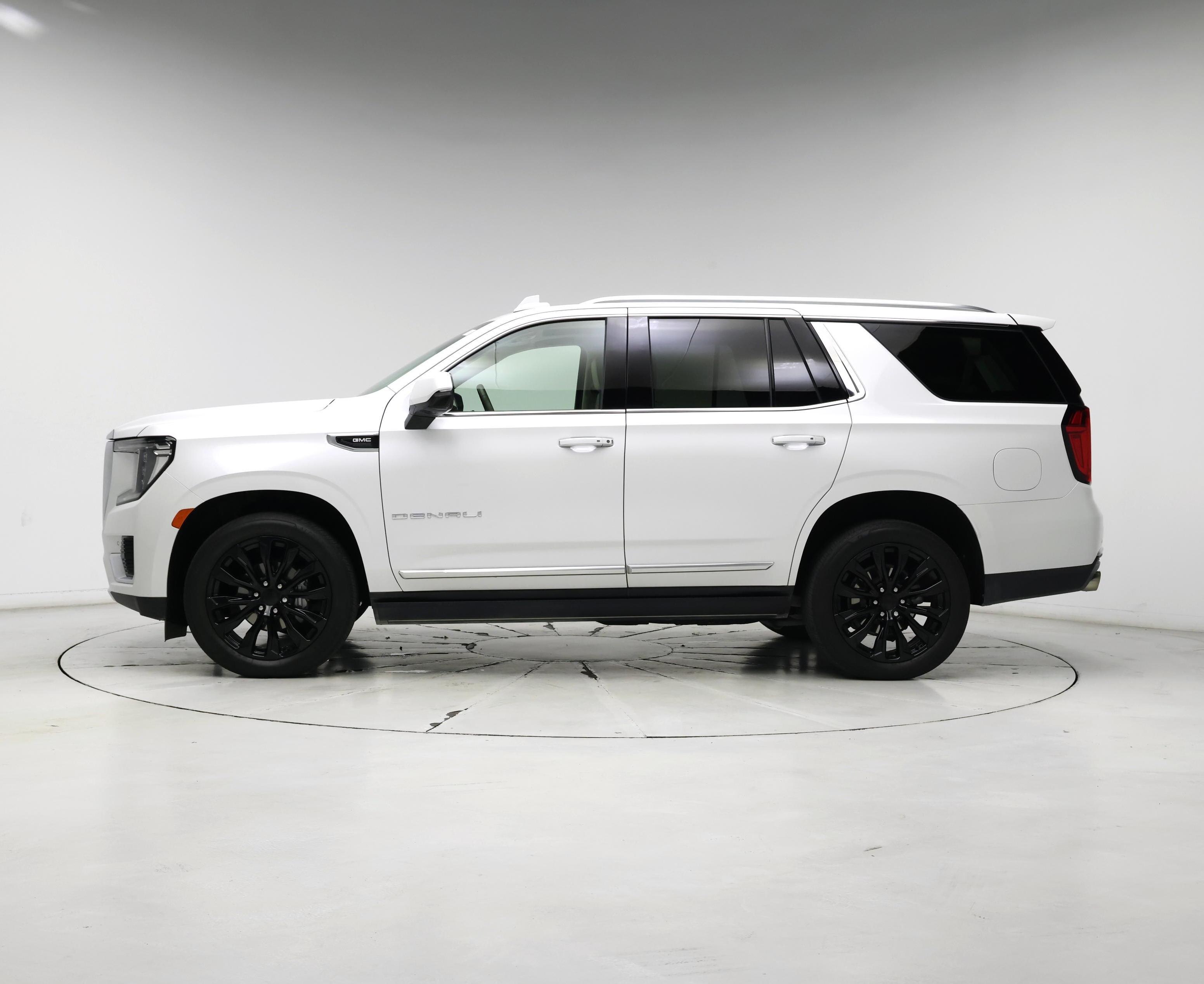 Thumbnail: 2023 GMC Yukon - 3