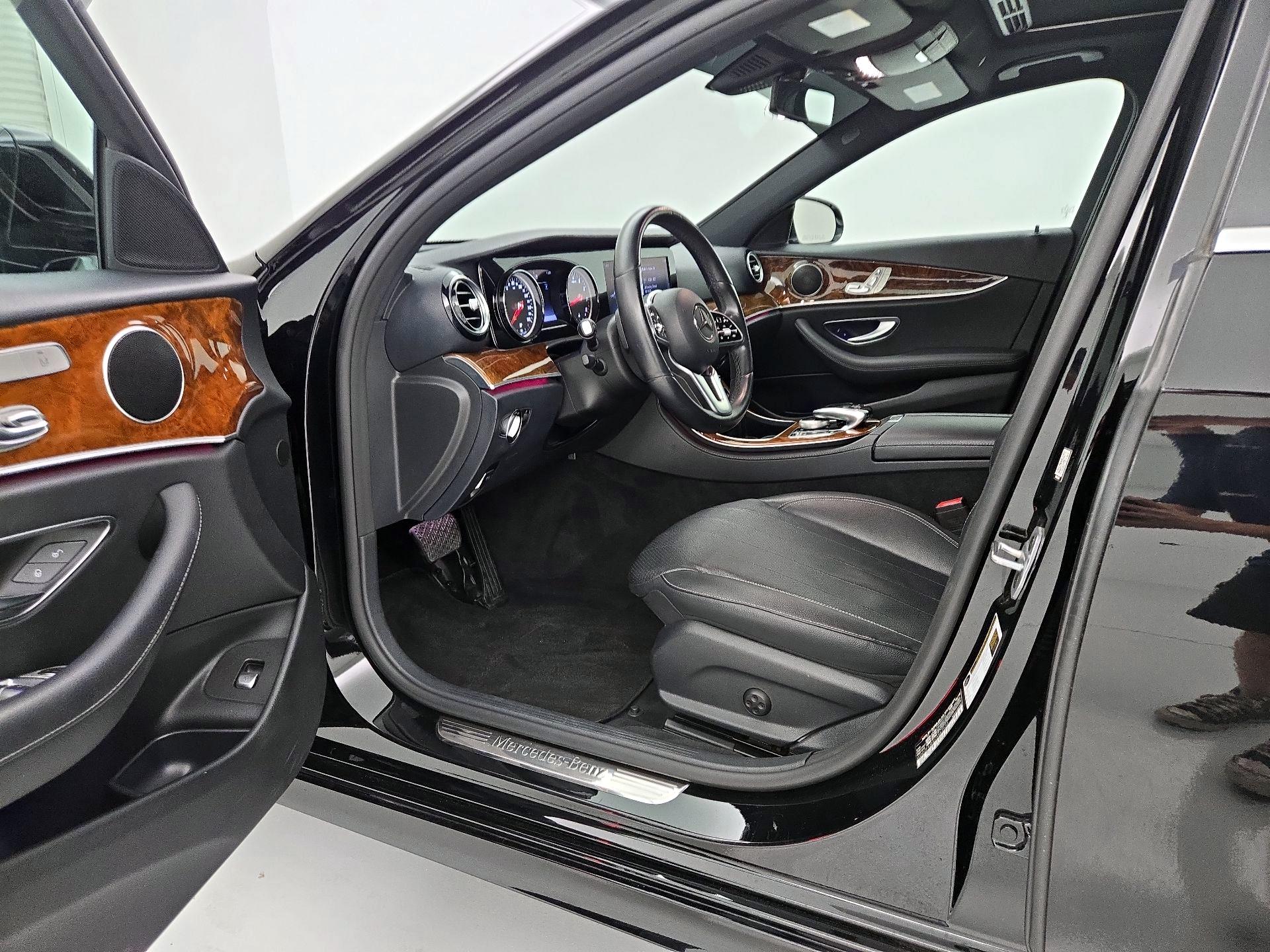 Thumbnail: 2019 Mercedes-Benz E-Class - 11