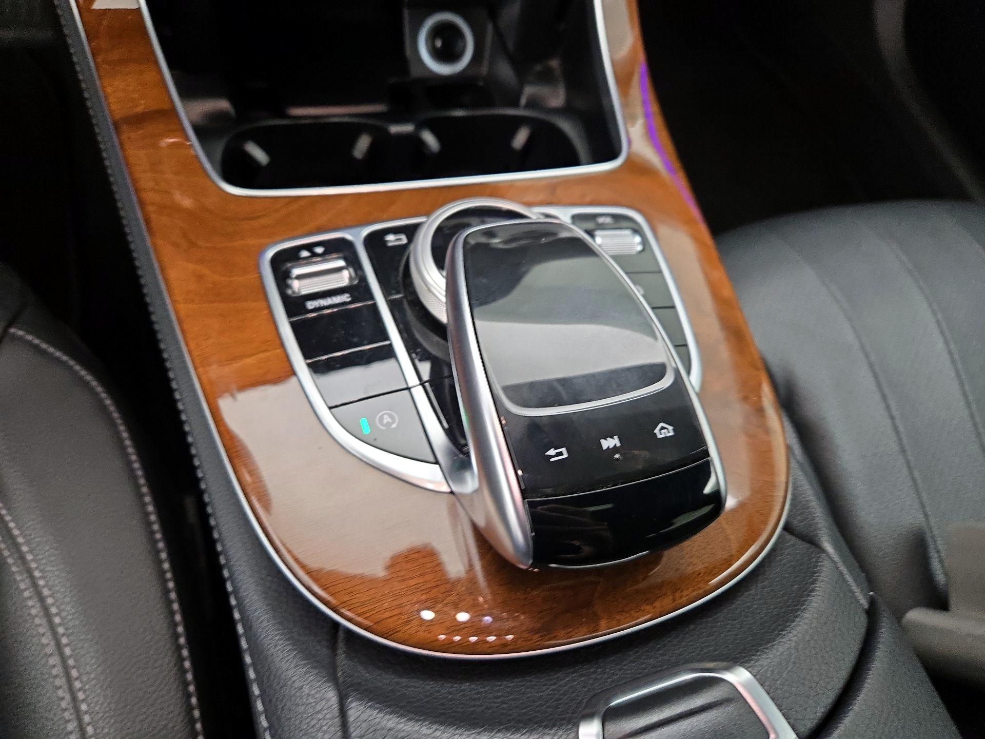 Thumbnail: 2019 Mercedes-Benz E-Class - 17