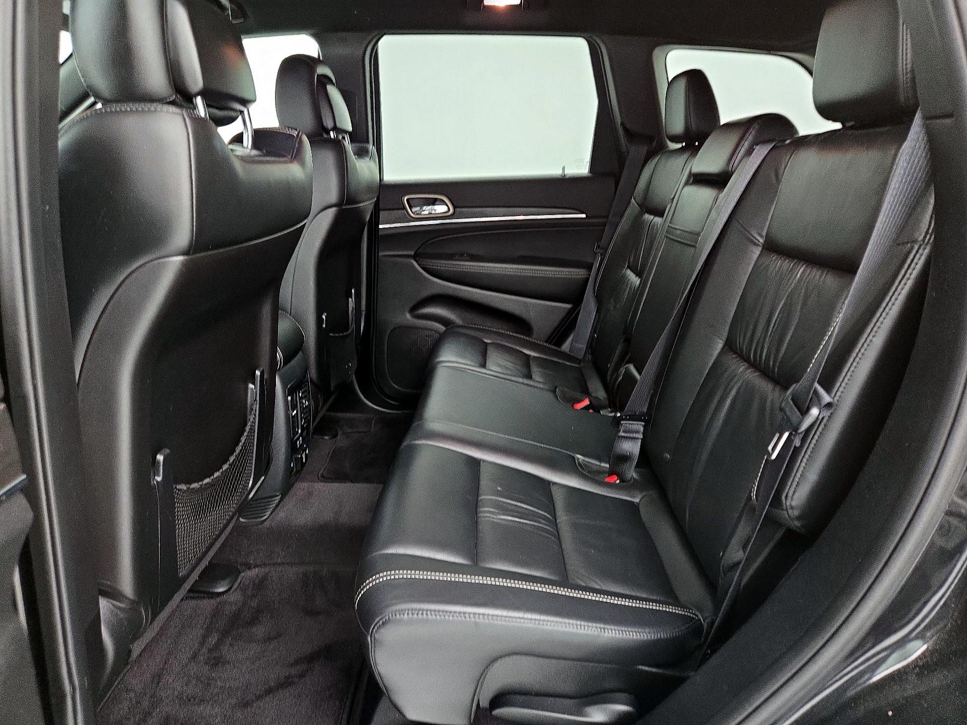 Thumbnail: 2015 Jeep Grand Cherokee - 19