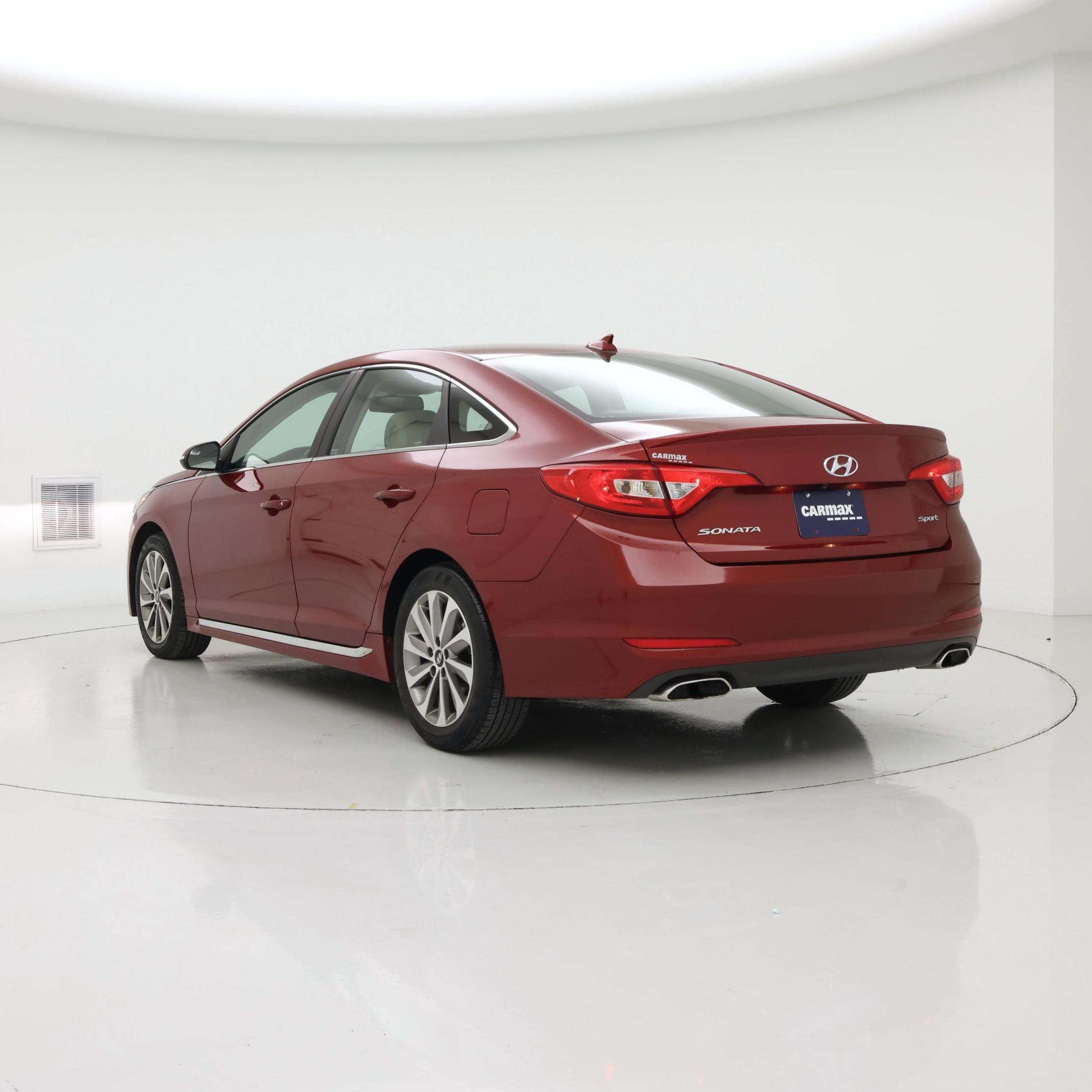 Thumbnail: 2016 Hyundai Sonata - 2
