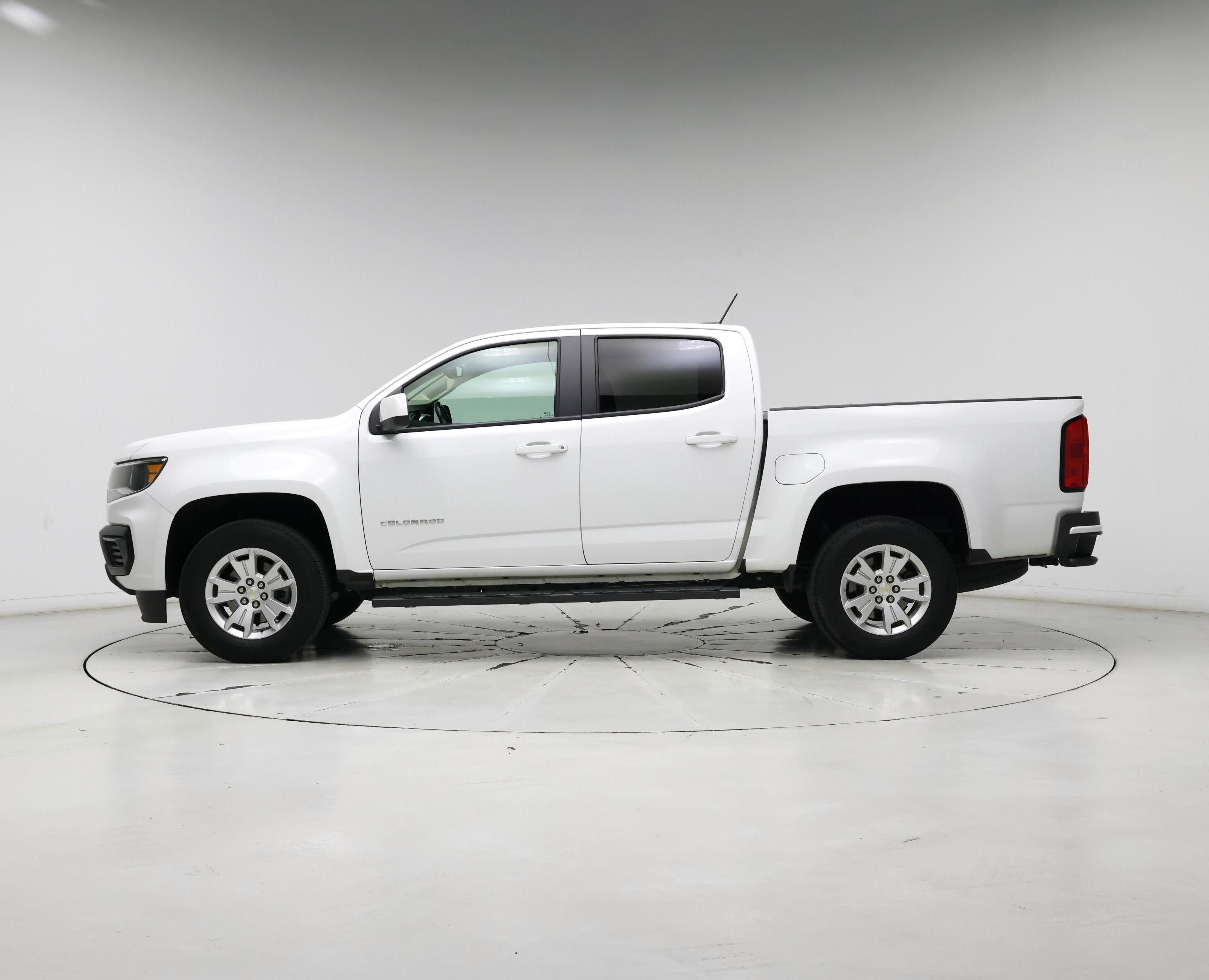 Thumbnail: 2021 Chevrolet Colorado - 3