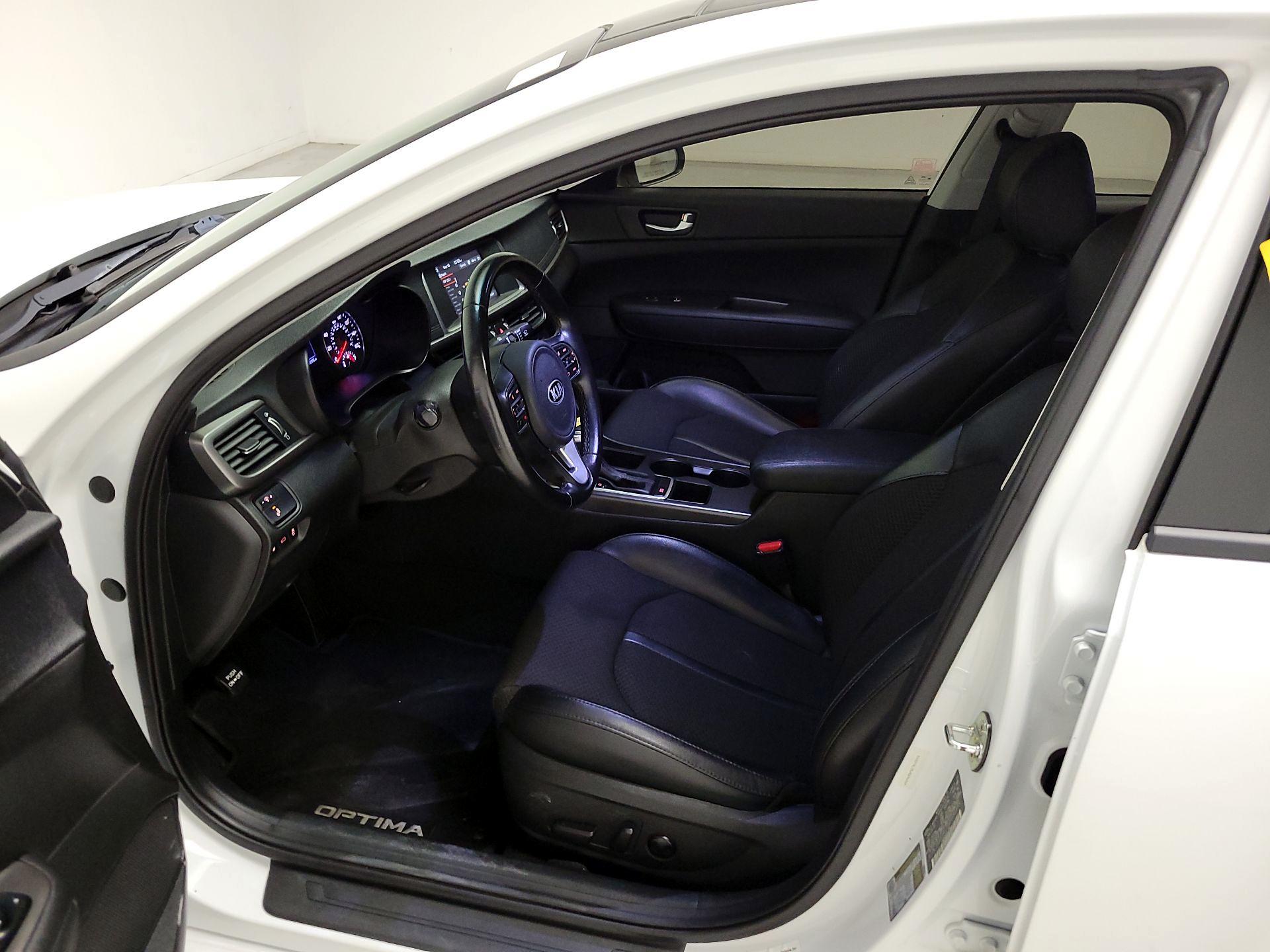Thumbnail: 2018 Kia Optima - 11