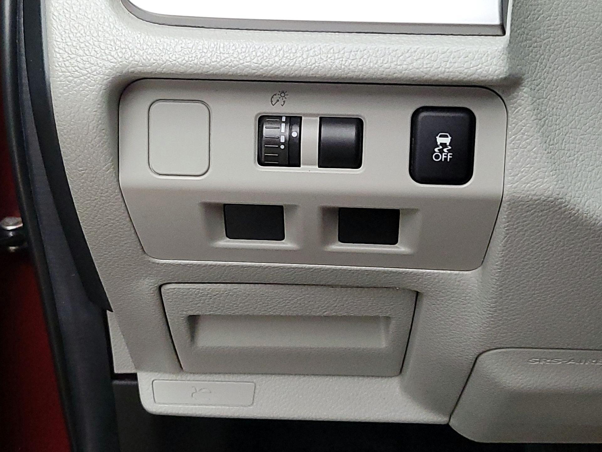 Thumbnail: 2015 Subaru Forester - 13