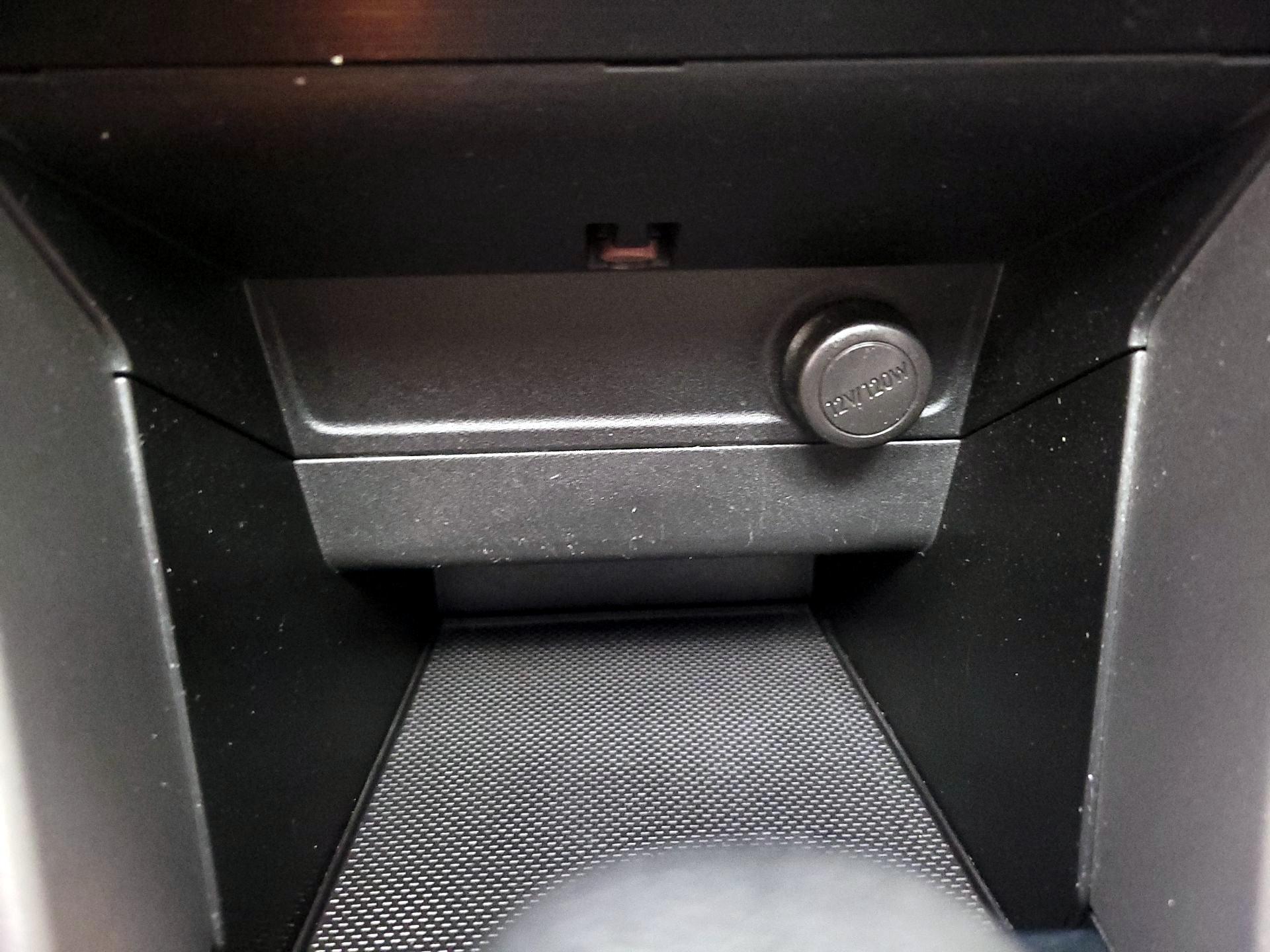 Thumbnail: 2015 Subaru Forester - 18