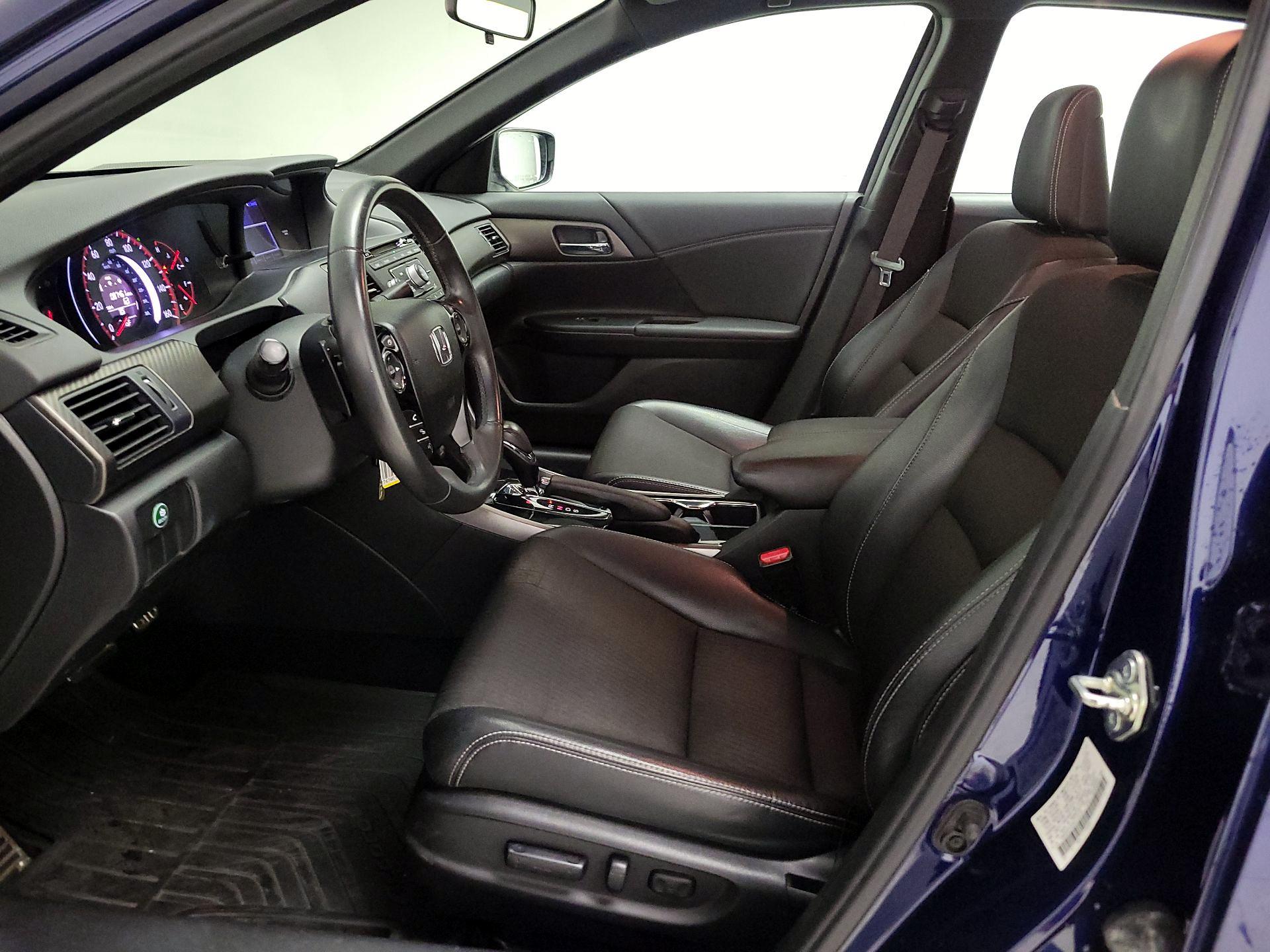 Thumbnail: 2017 Honda Accord - 11