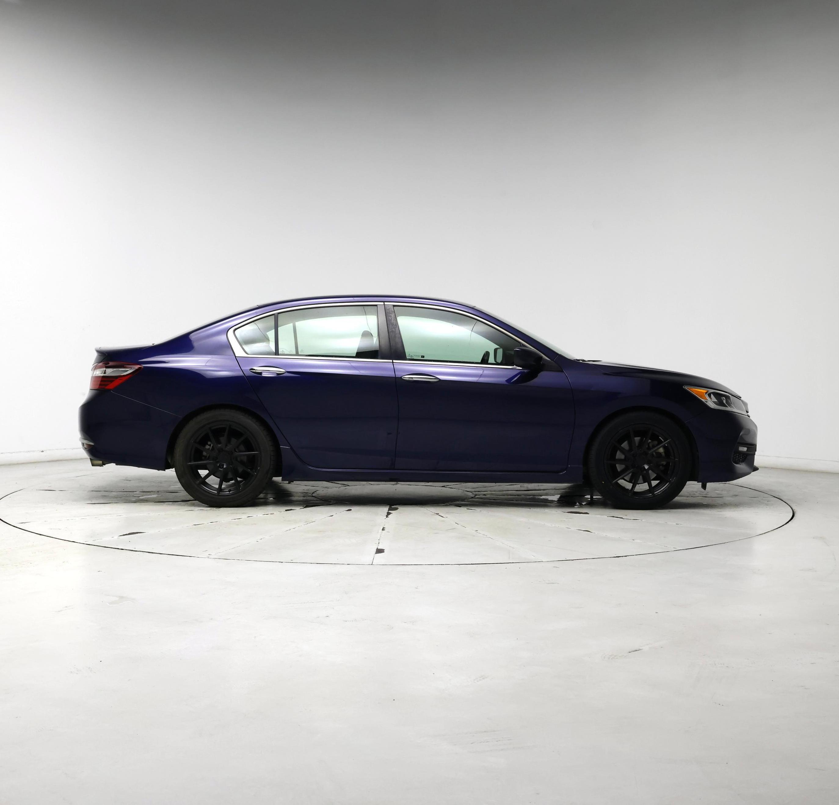 Thumbnail: 2017 Honda Accord - 7