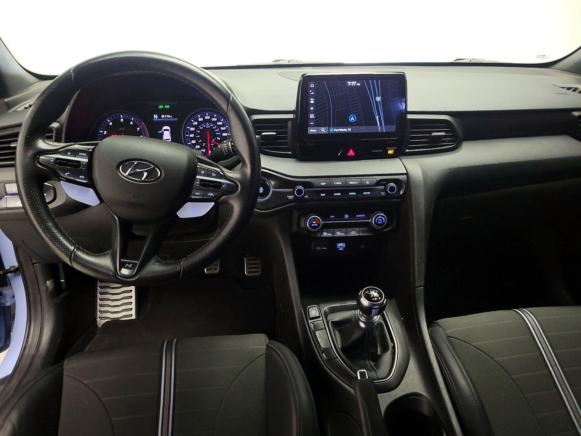 Thumbnail: 2022 Hyundai Veloster - 9