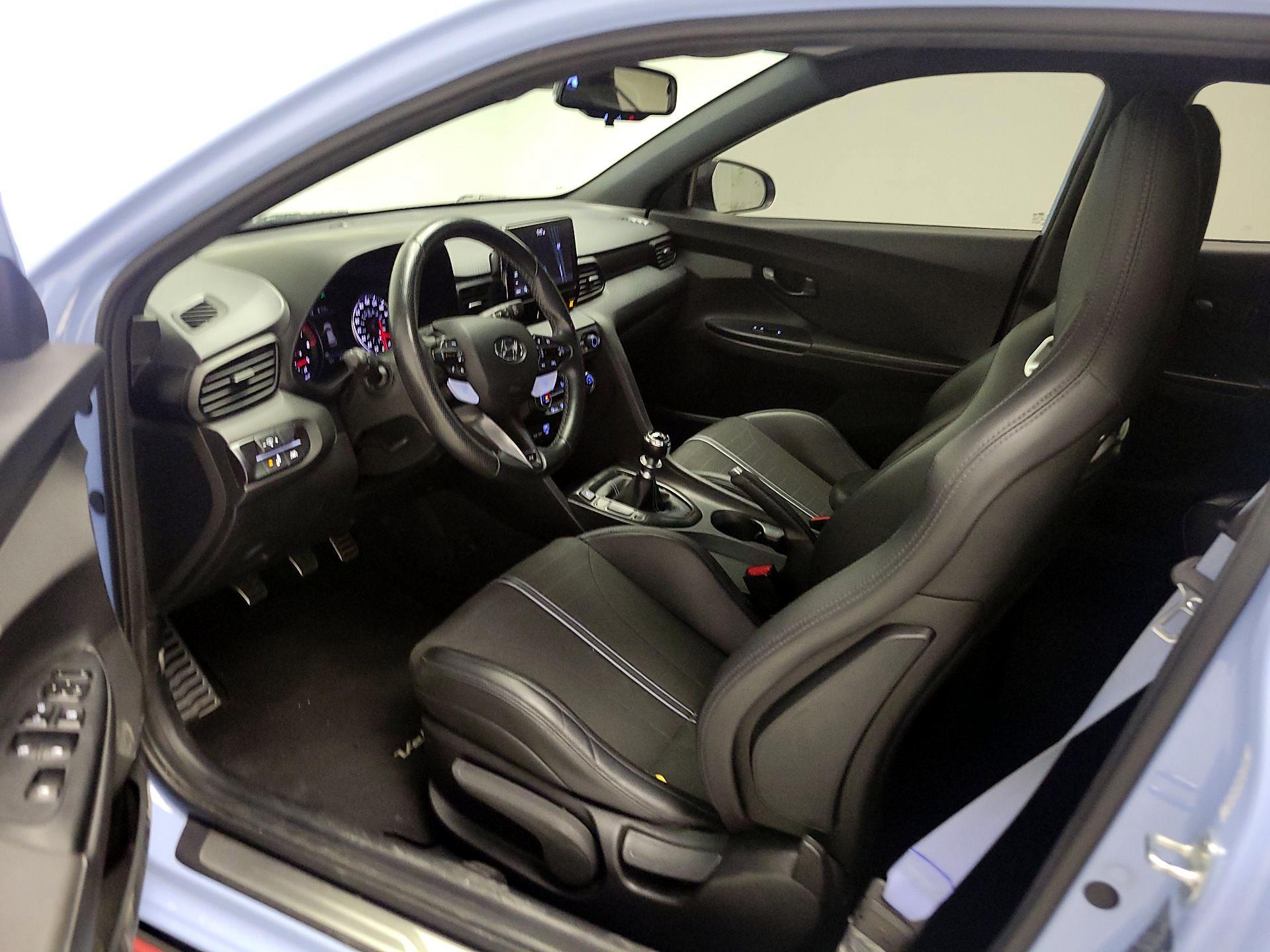 Thumbnail: 2022 Hyundai Veloster - 11