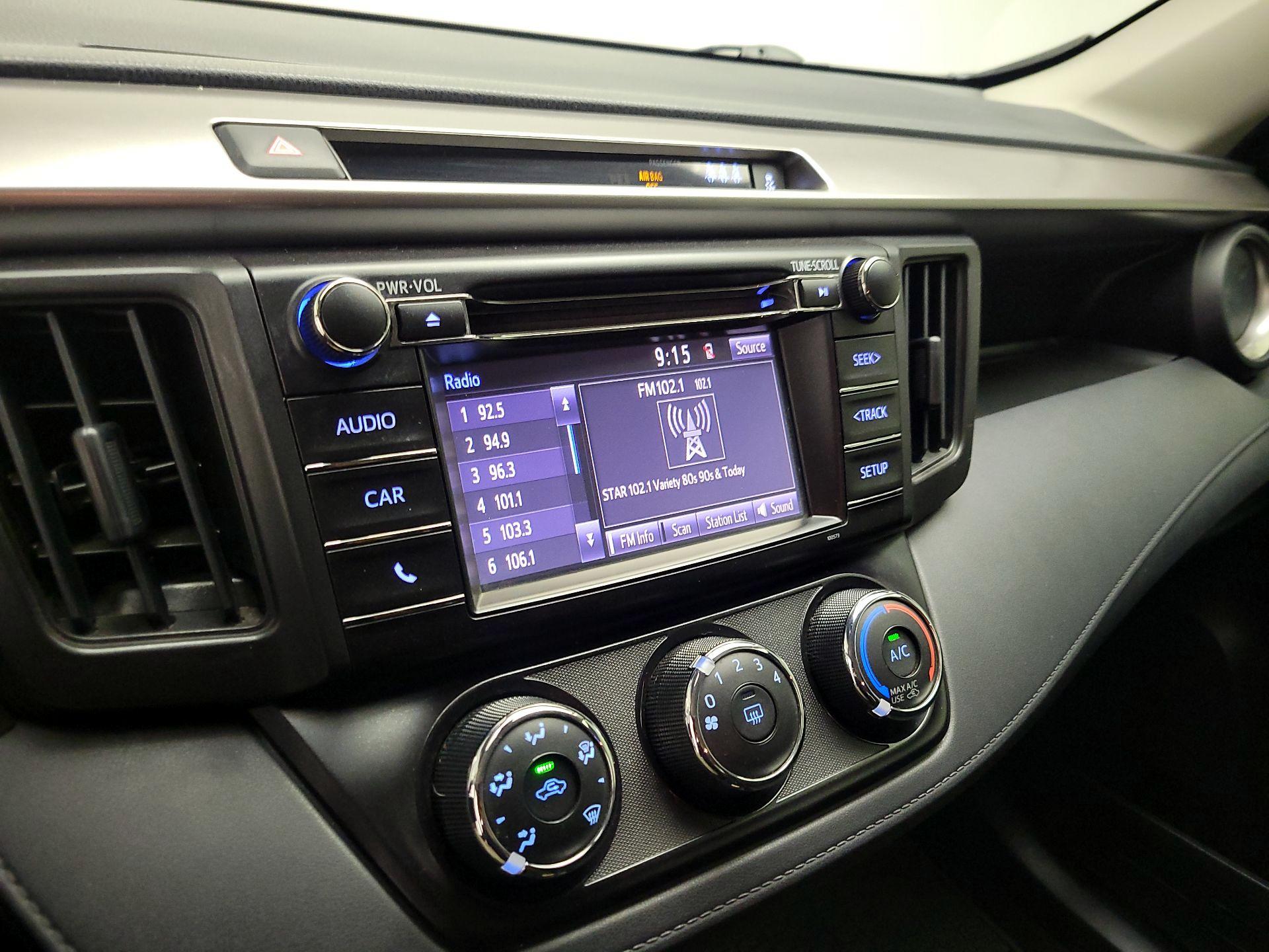 Thumbnail: 2017 Toyota RAV4 - 15