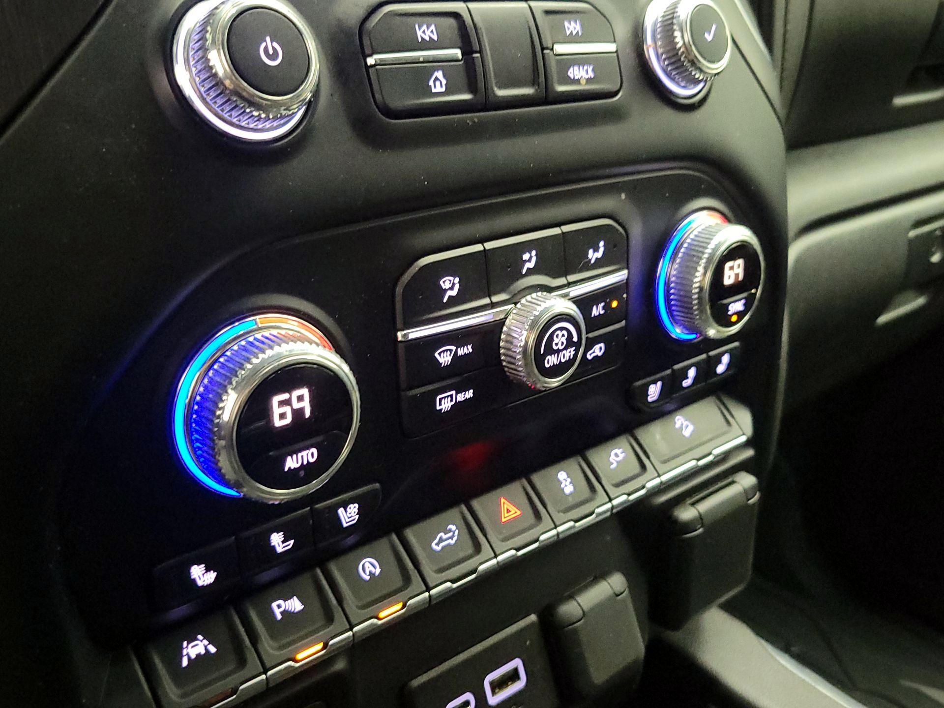 Thumbnail: 2019 GMC Sierra 1500 - 17