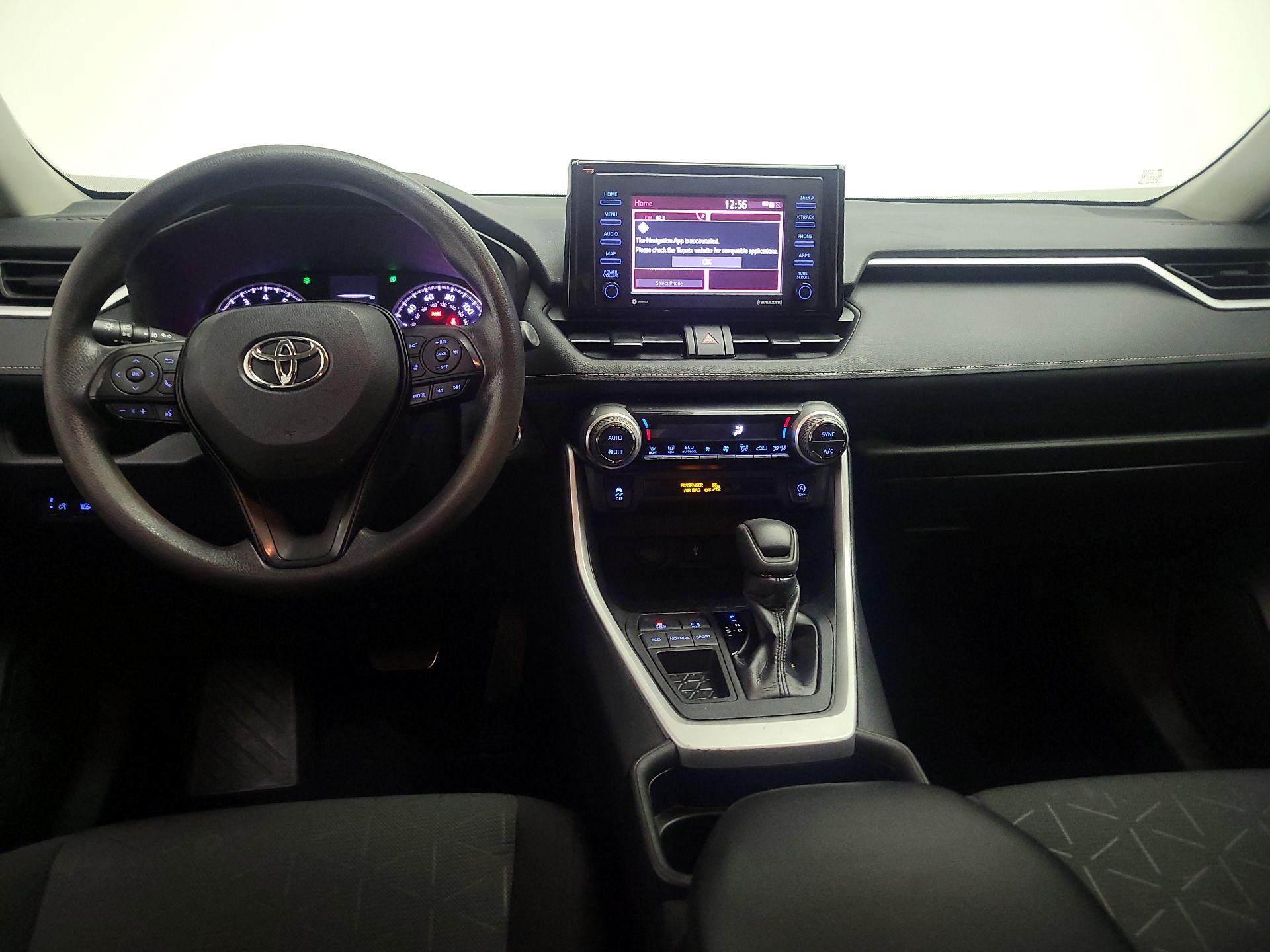 Thumbnail: 2021 Toyota RAV4 - 9